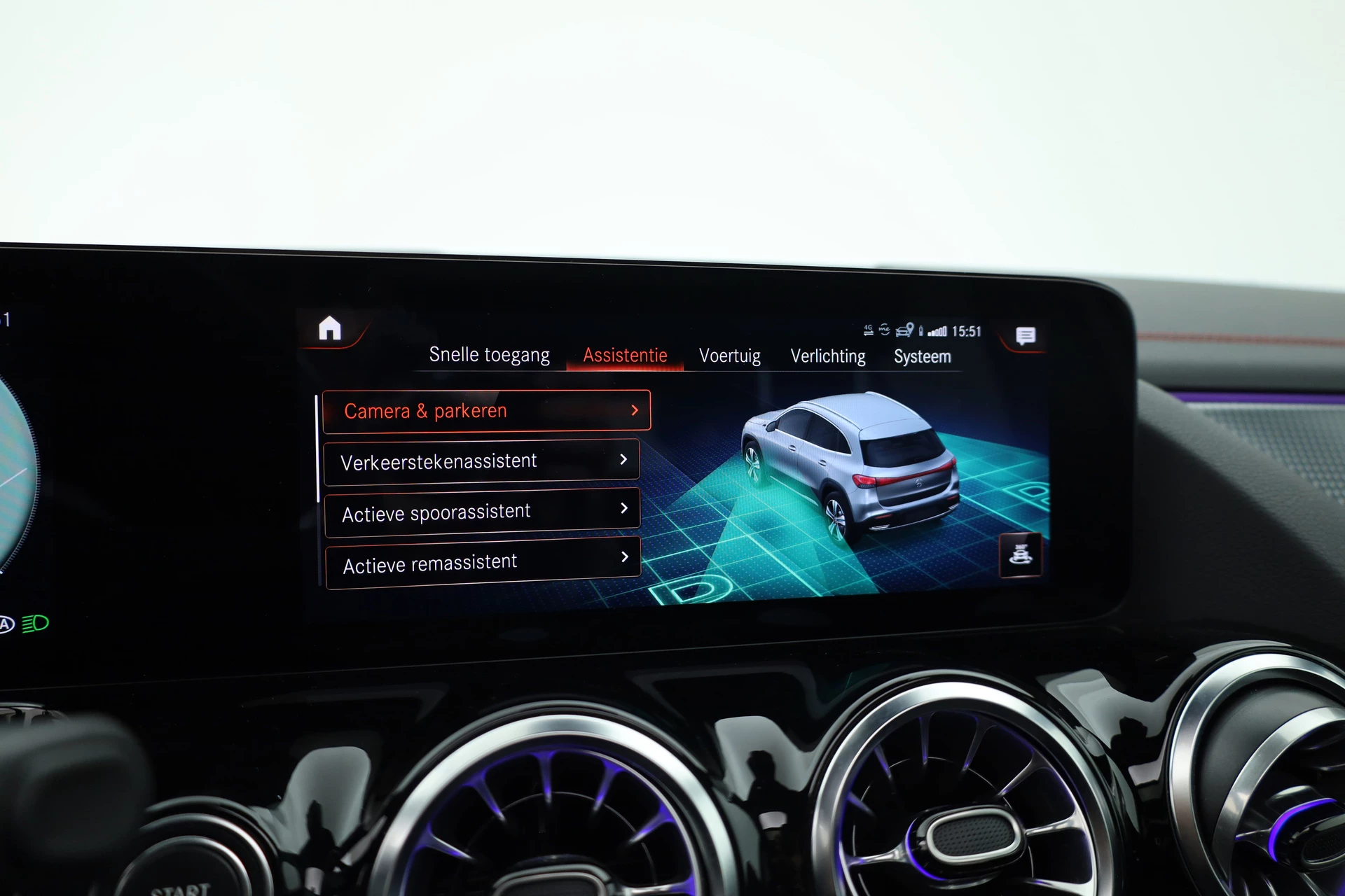 Hoofdafbeelding Mercedes-Benz EQA