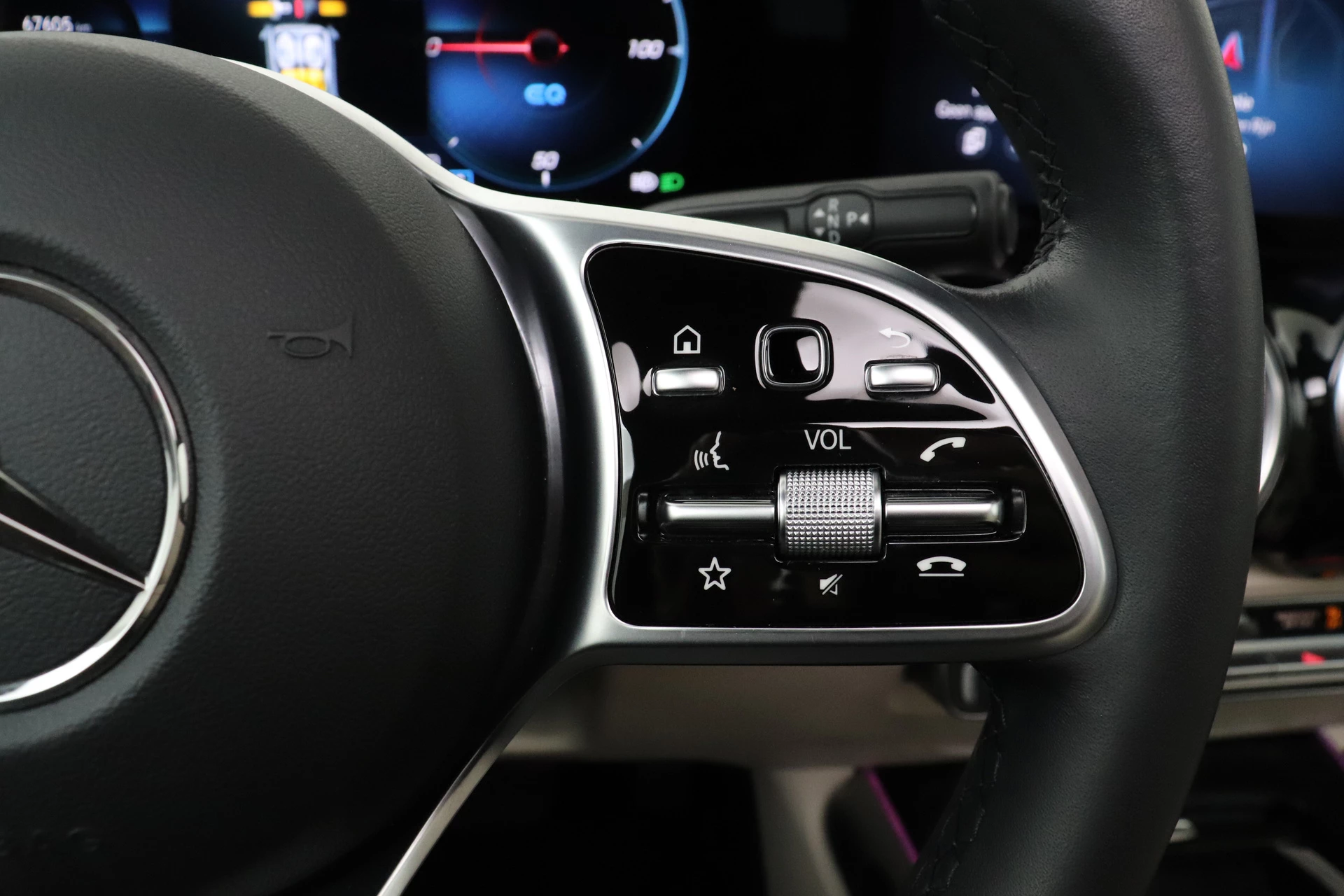 Hoofdafbeelding Mercedes-Benz EQB