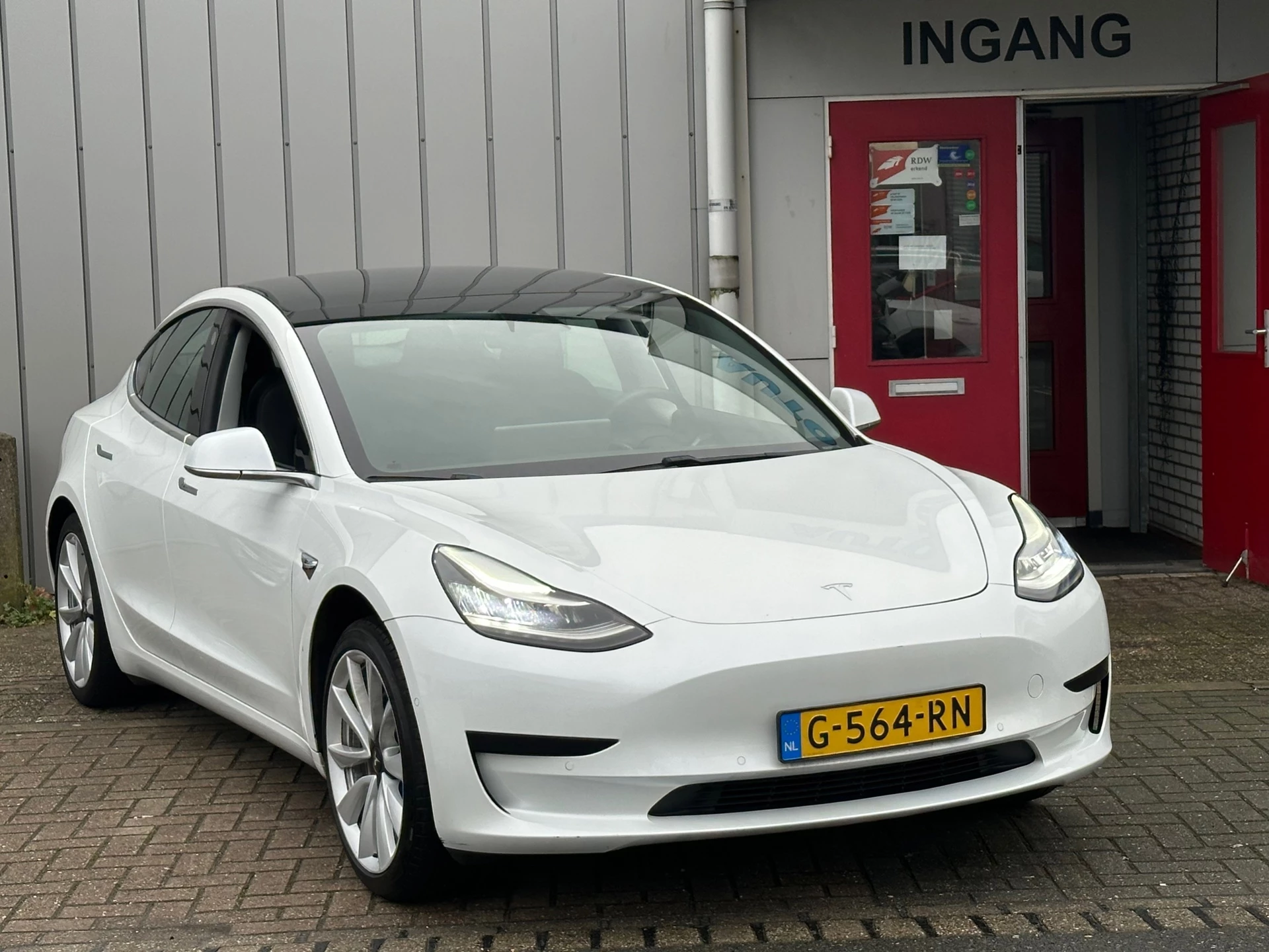 Hoofdafbeelding Tesla Model 3