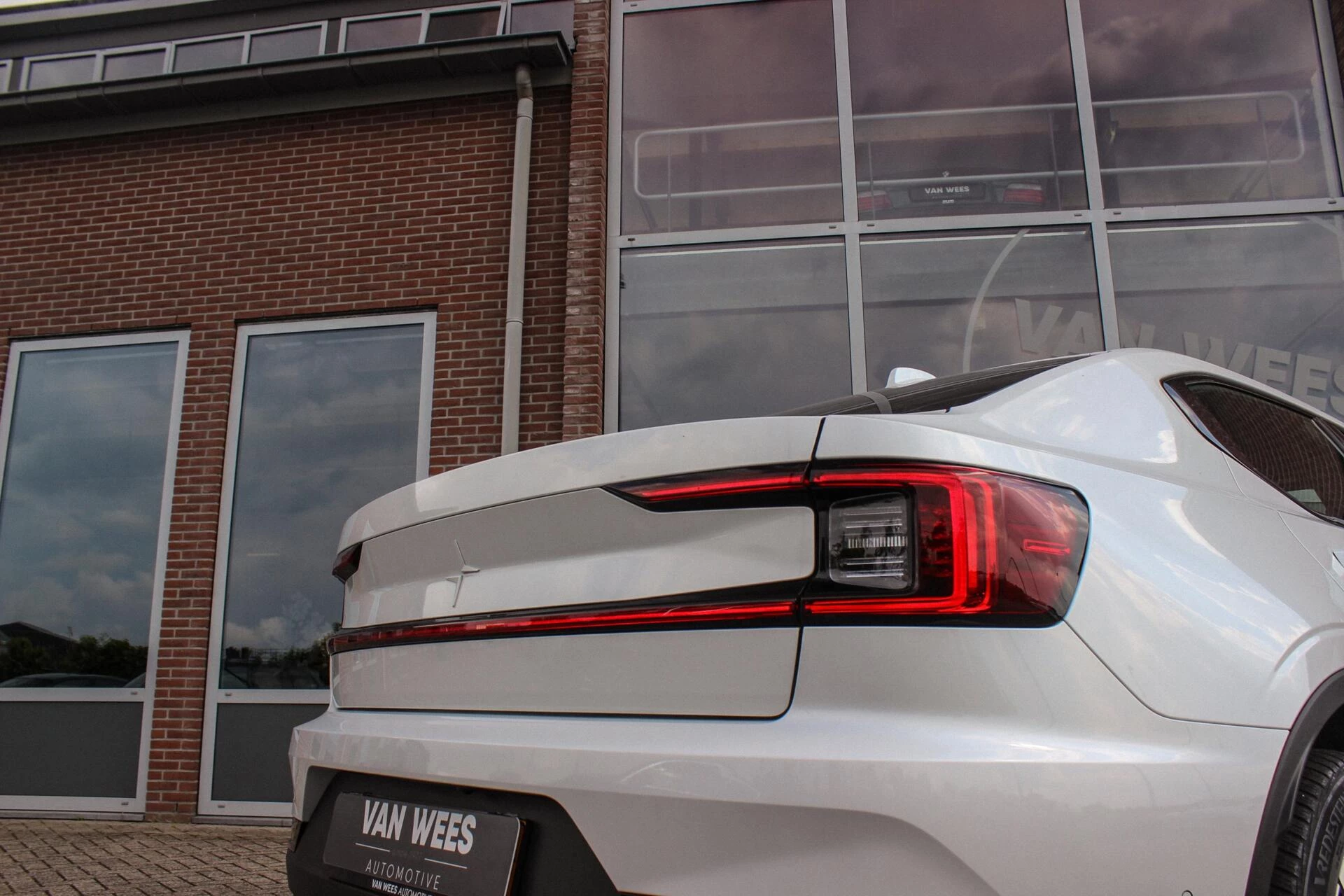 Hoofdafbeelding Polestar 2