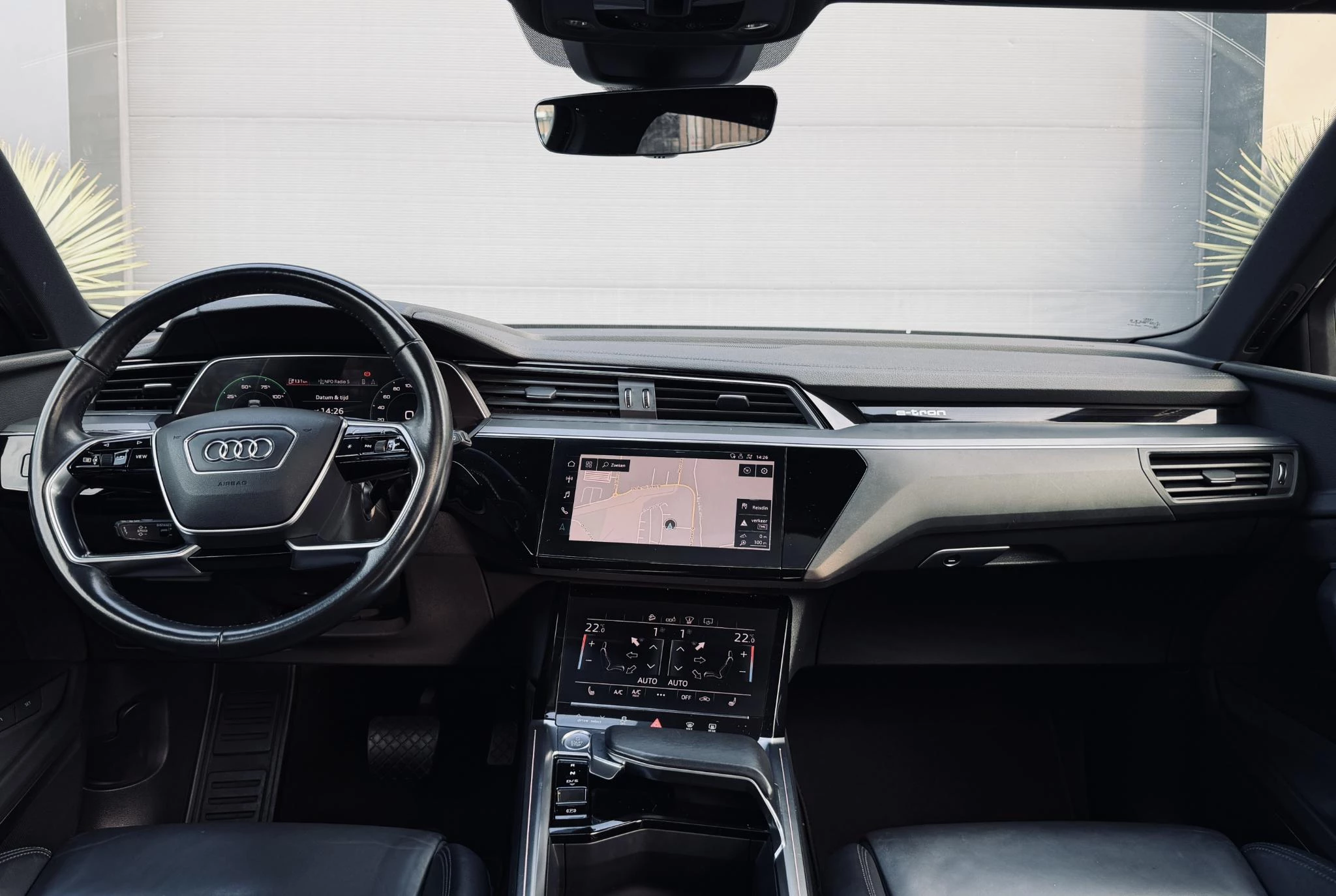 Hoofdafbeelding Audi e-tron