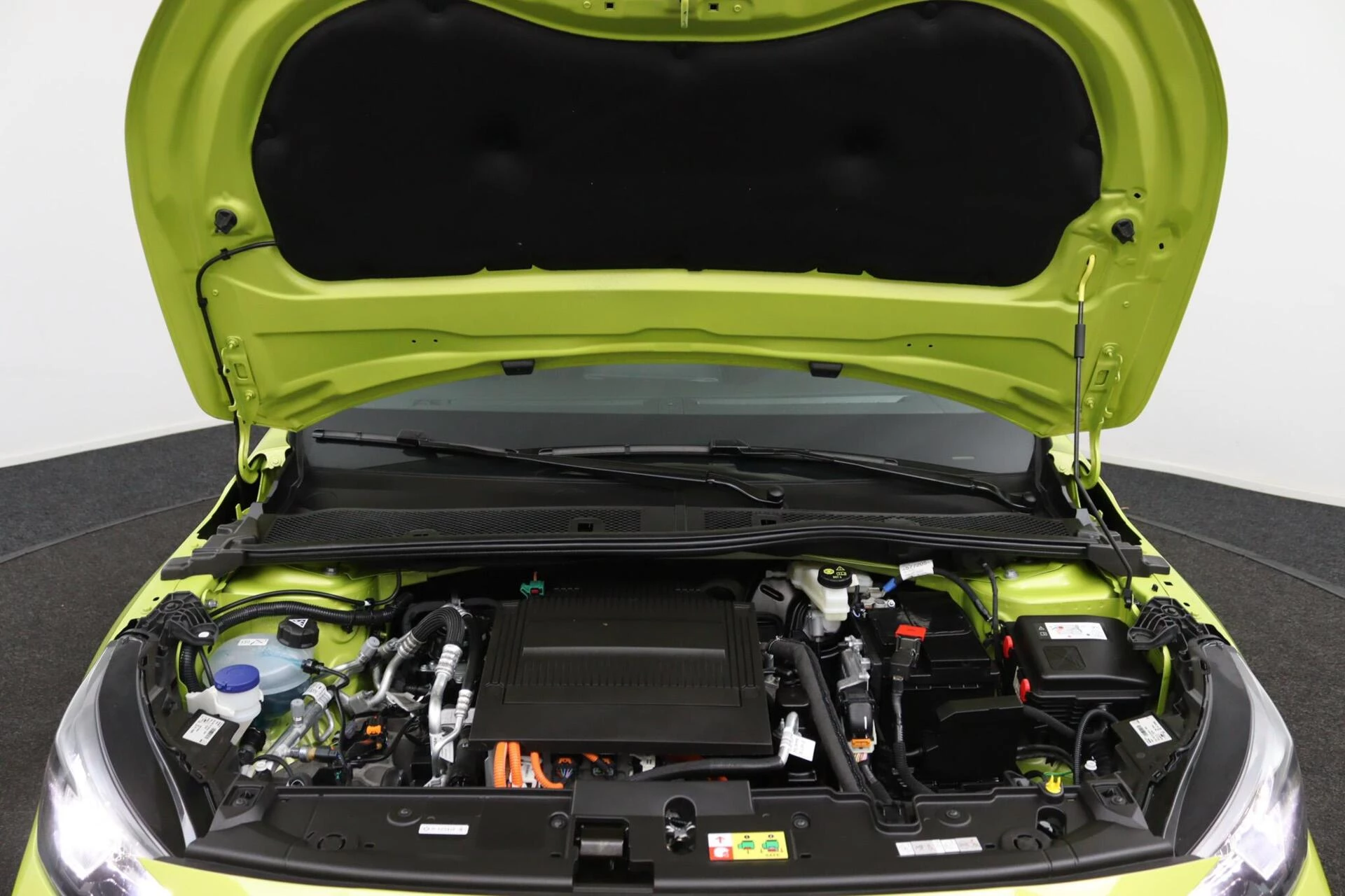 Hoofdafbeelding Peugeot e-208