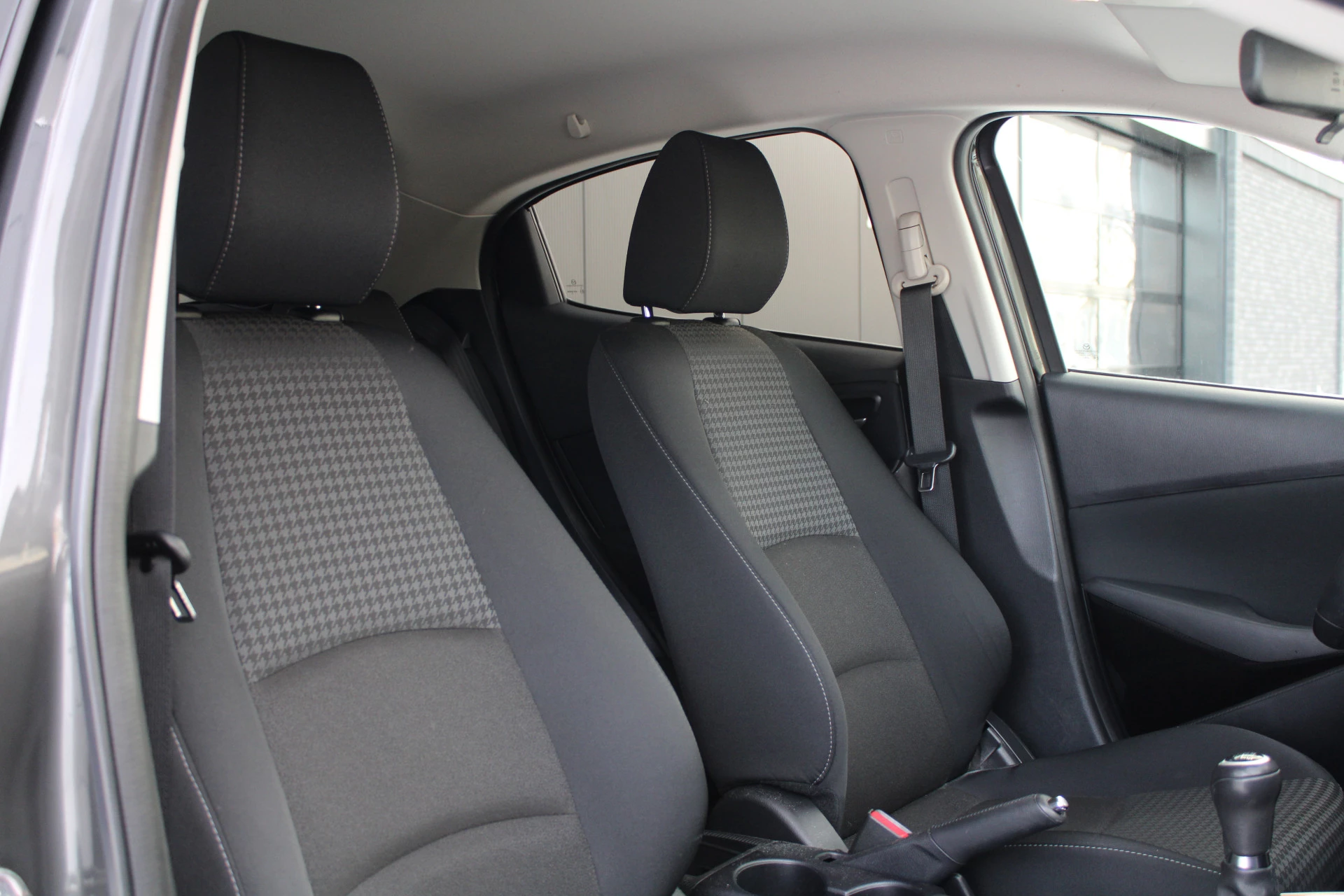 Hoofdafbeelding Mazda 2