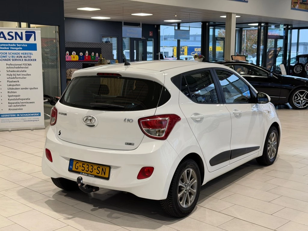 Hoofdafbeelding Hyundai i10