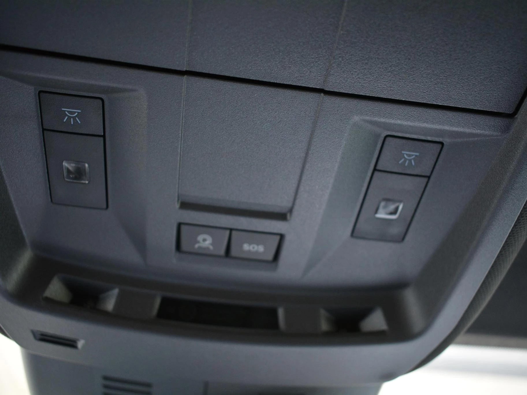 Hoofdafbeelding Peugeot e-3008