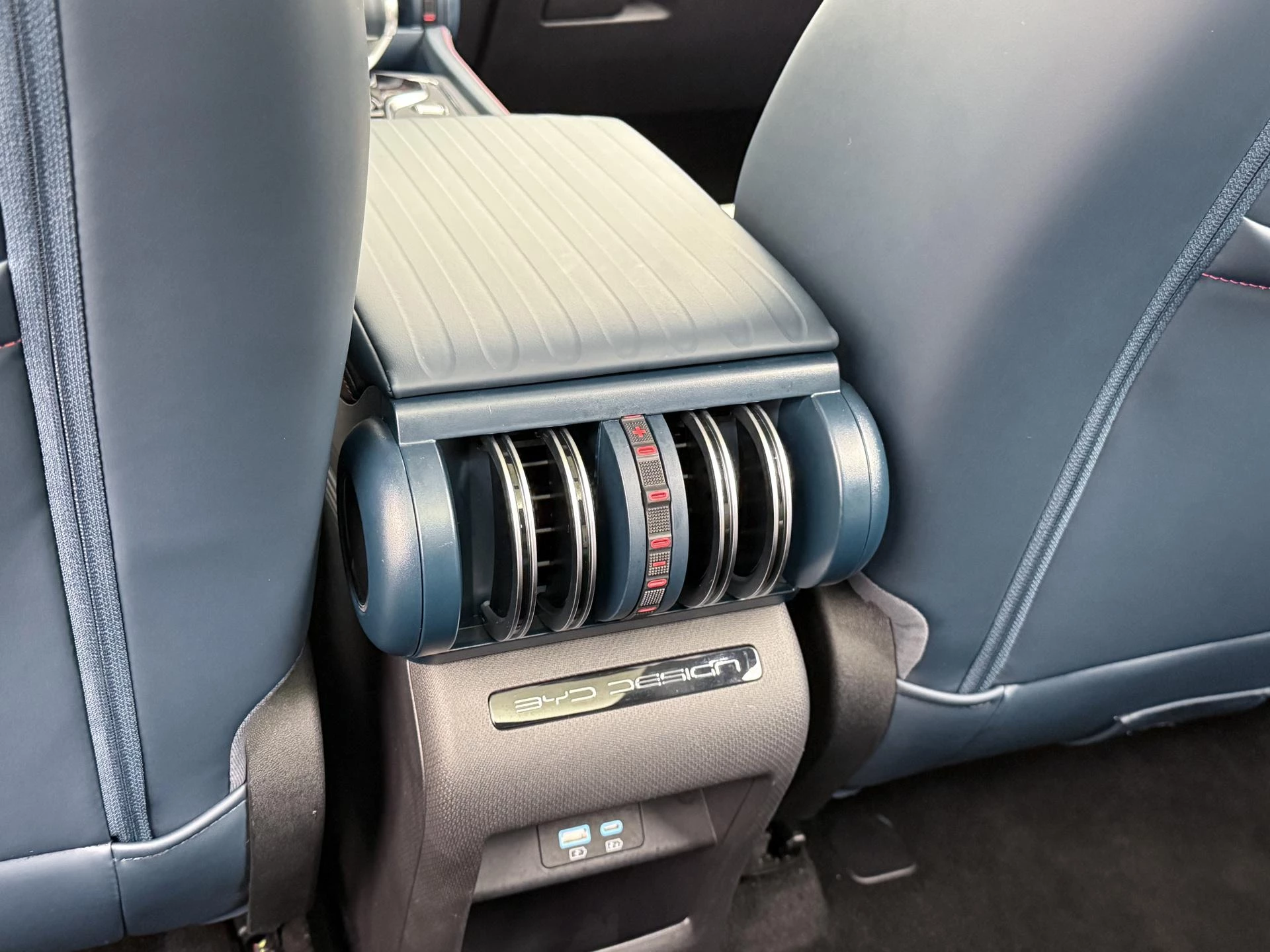 Hoofdafbeelding BYD ATTO 3