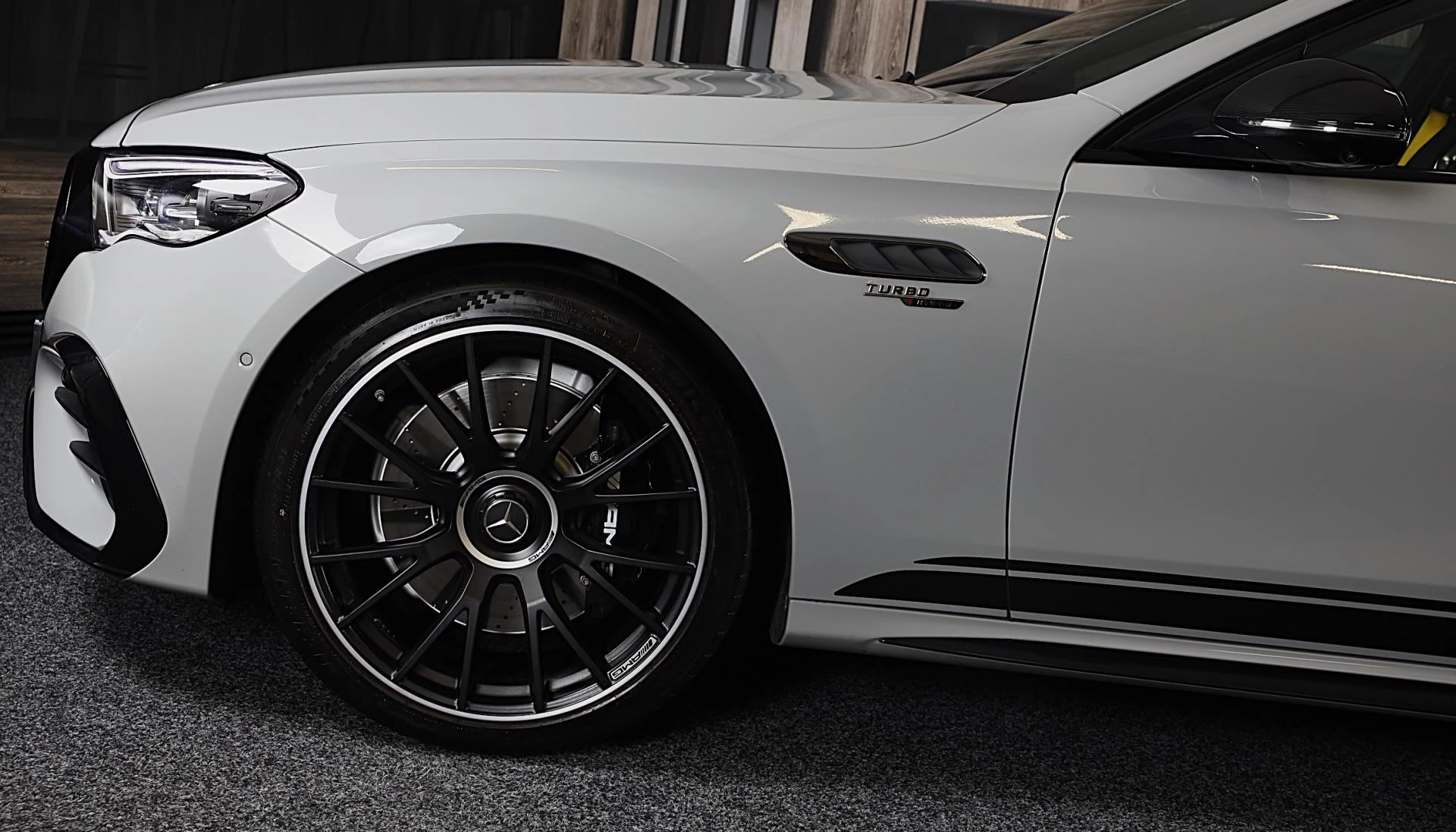 Hoofdafbeelding Mercedes-Benz E-Klasse