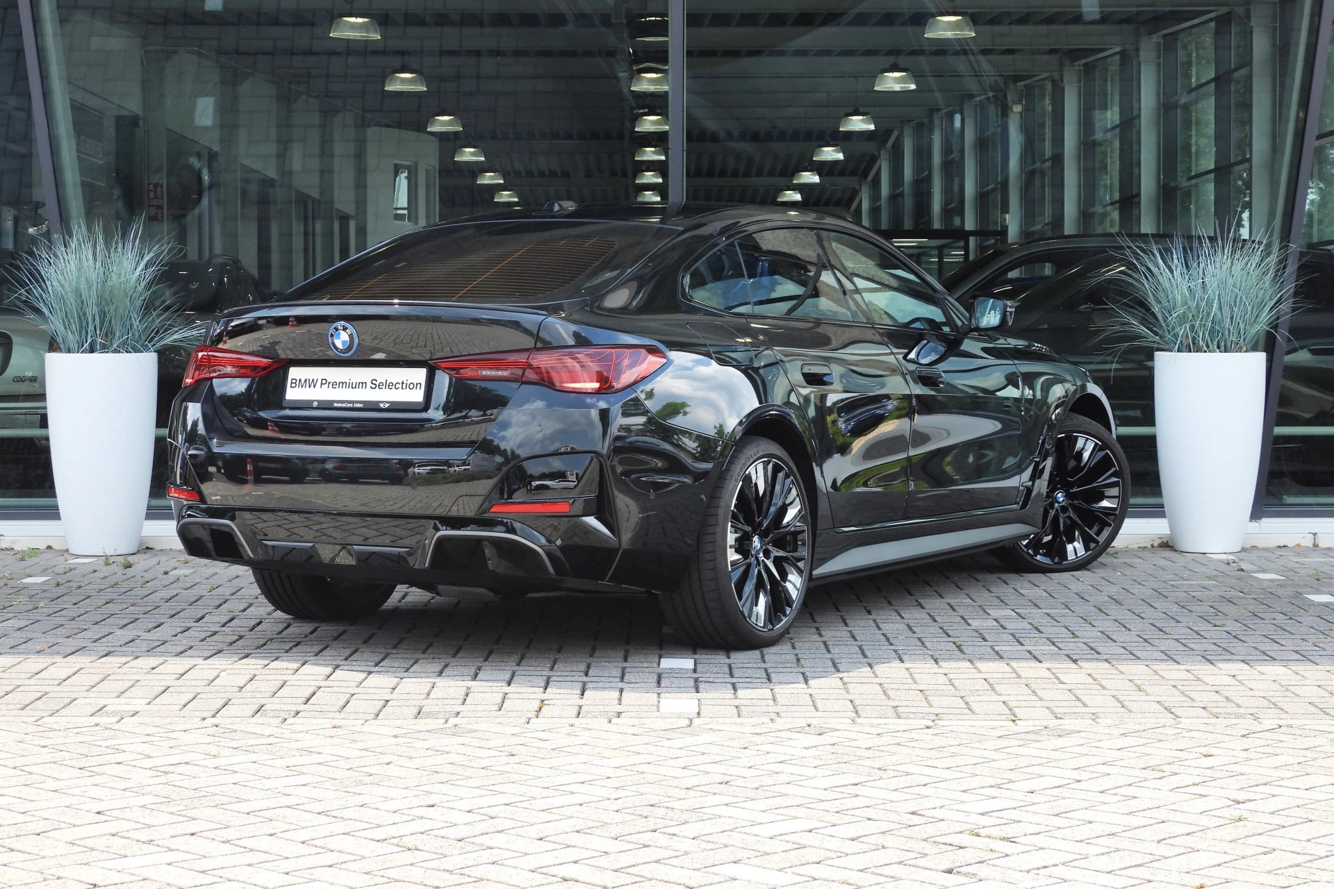 Hoofdafbeelding BMW i4