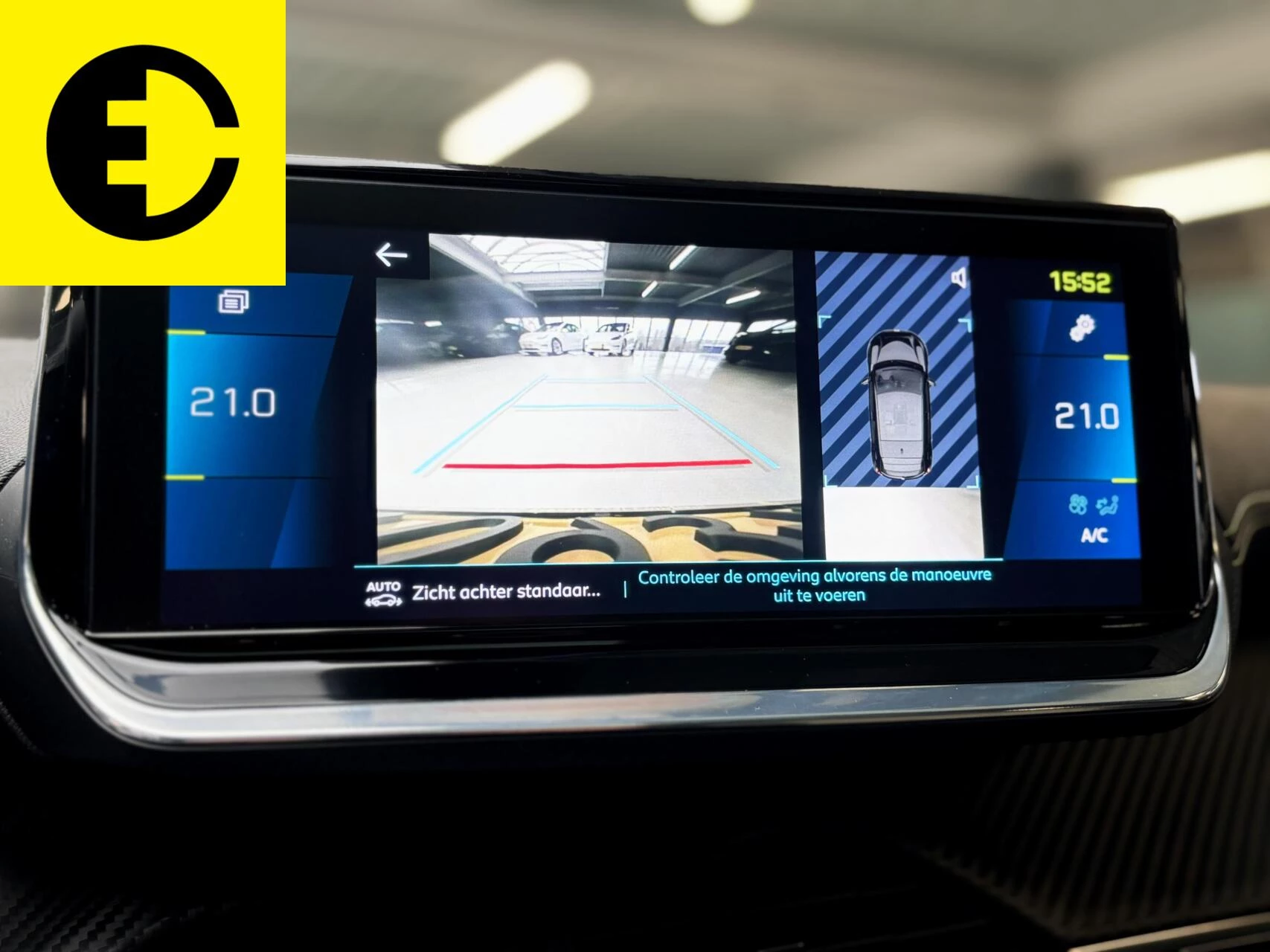 Hoofdafbeelding Peugeot e-208