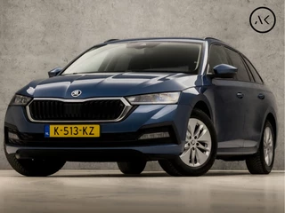 Škoda Octavia Combi 1.0 e-TSI Sport Automaat (VIRTUAL COCKPIT, APPLE CARPLAY, GROOT NAVI, CLIMATE, SPORTSTOELEN, LED KOPLAMPEN, LANE ASSIST, TREKHAAK, PARKEERSENSOREN, NIEUWE APK, NIEUWSTAAT)