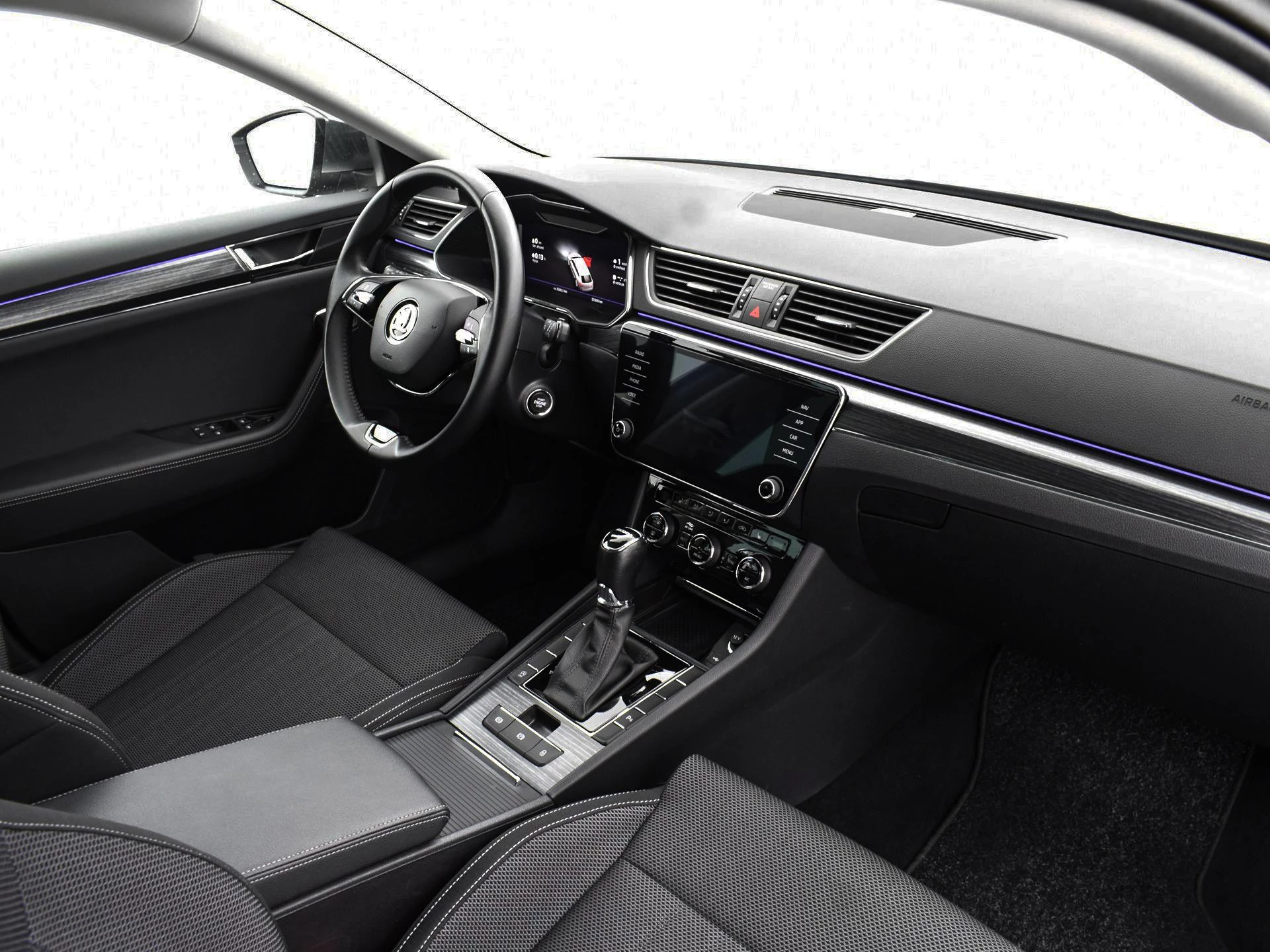 Hoofdafbeelding Škoda Superb