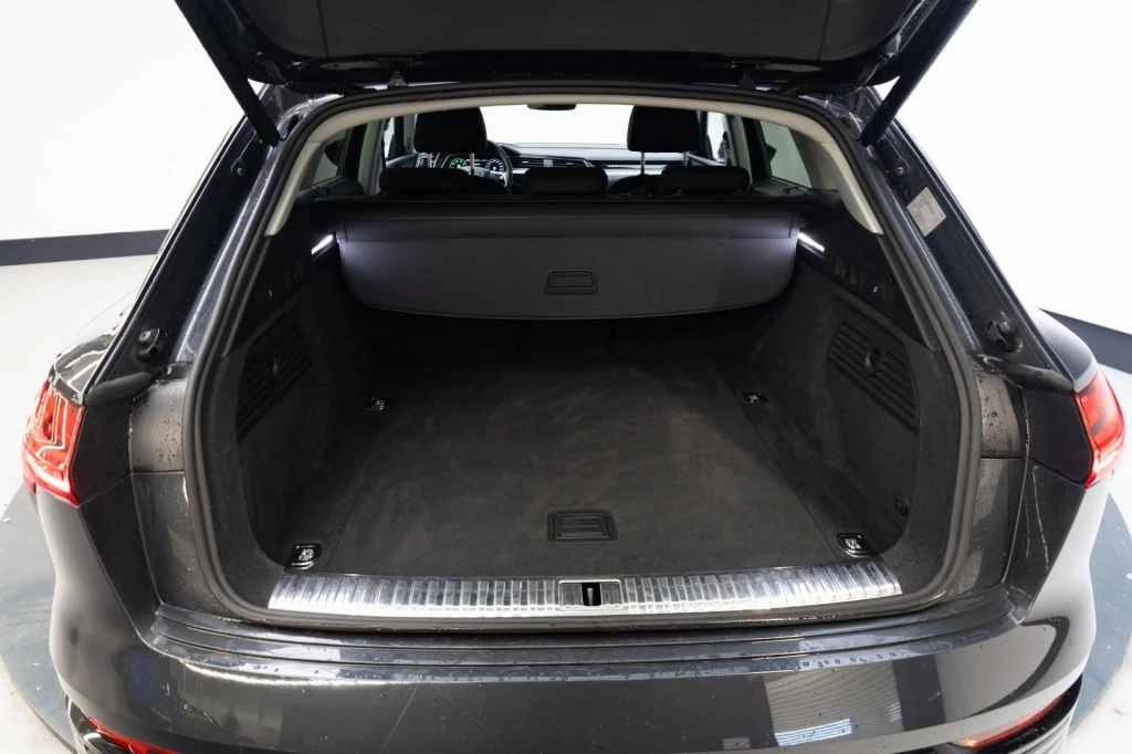 Hoofdafbeelding Audi Q8 e-tron