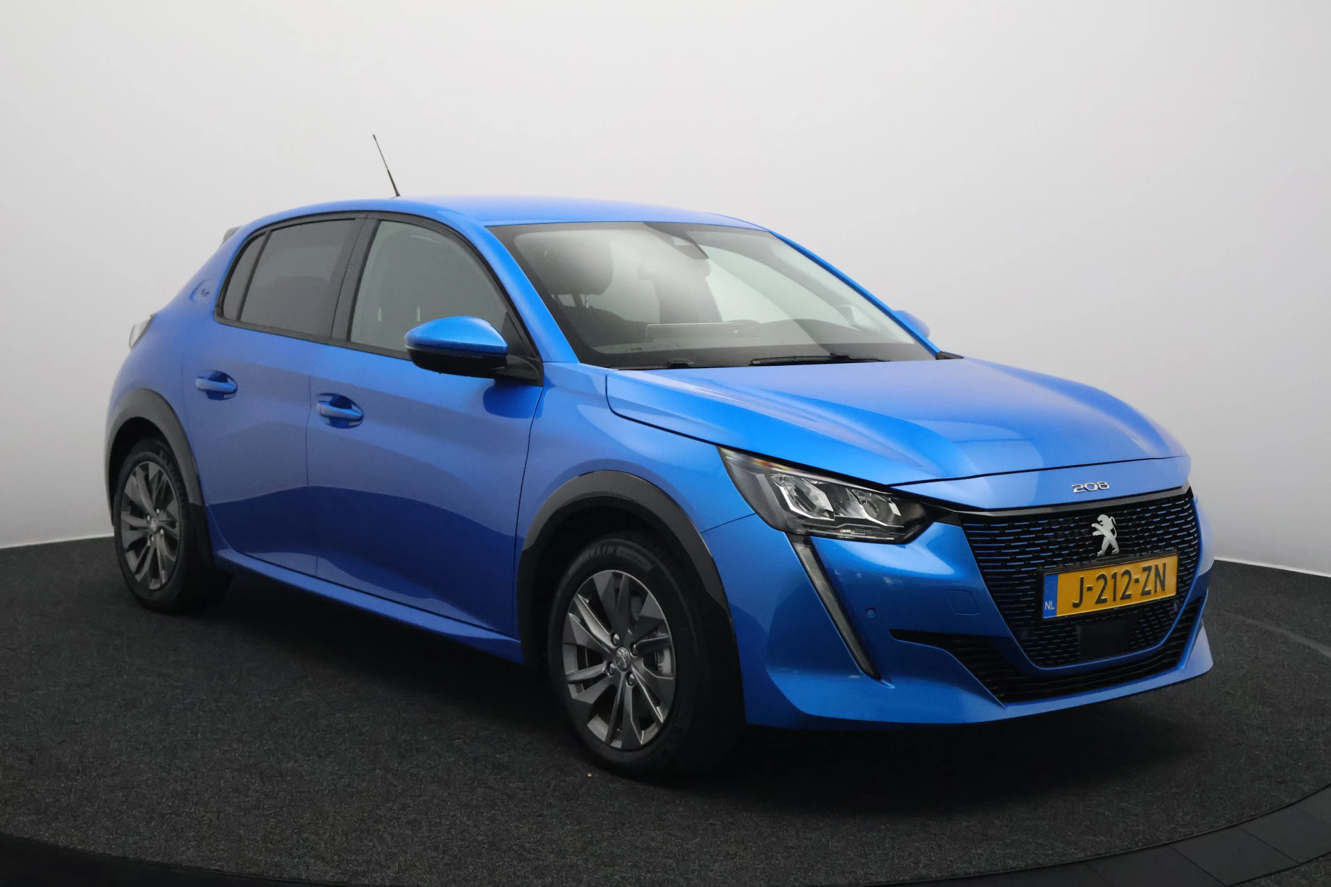 Hoofdafbeelding Peugeot e-208