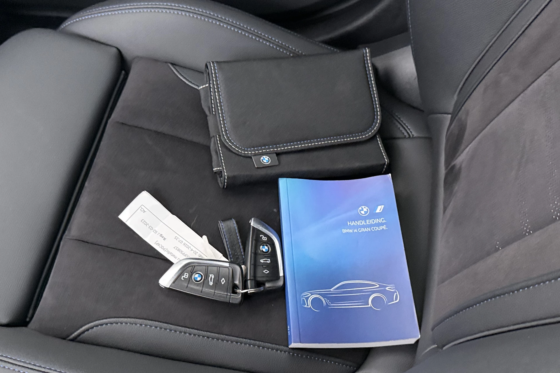 Hoofdafbeelding BMW i4