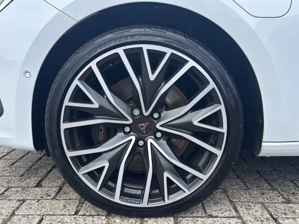 Hoofdafbeelding CUPRA Leon Sportstourer