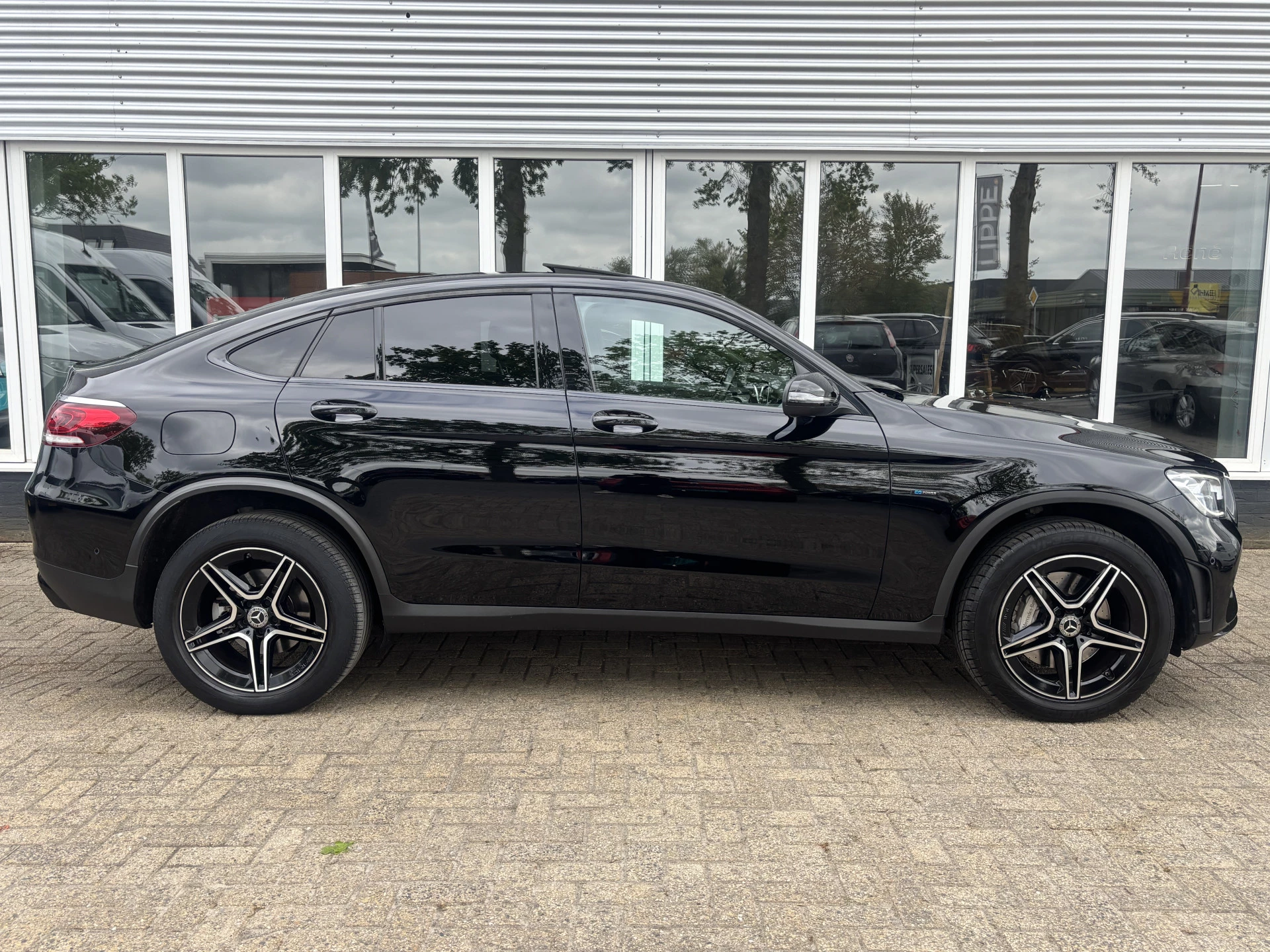 Hoofdafbeelding Mercedes-Benz GLC