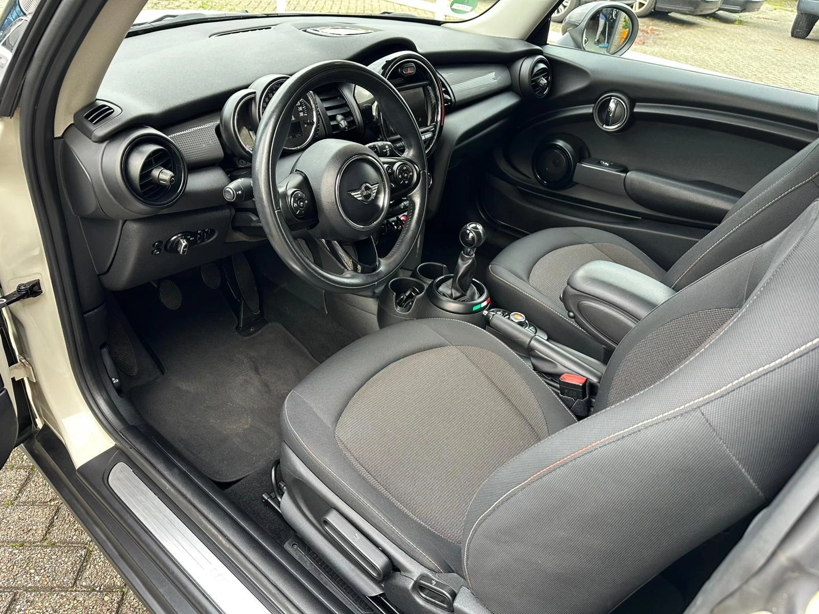 Hoofdafbeelding MINI Cooper