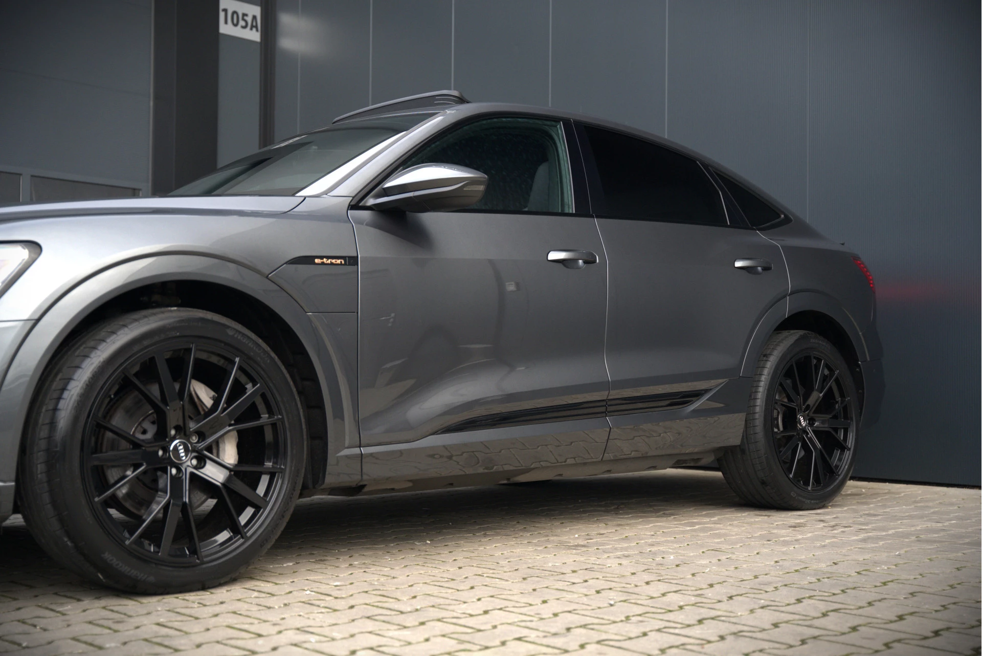 Hoofdafbeelding Audi e-tron