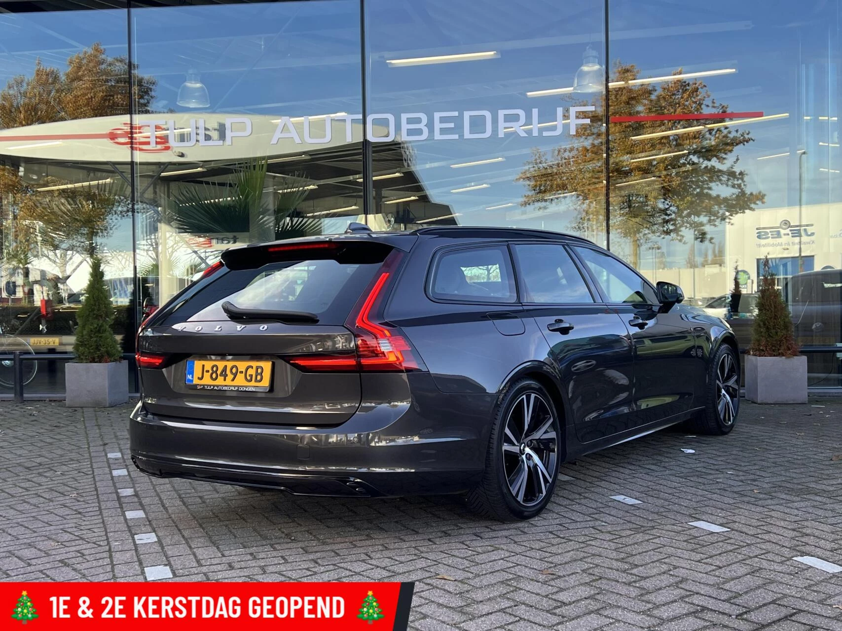 Hoofdafbeelding Volvo V90