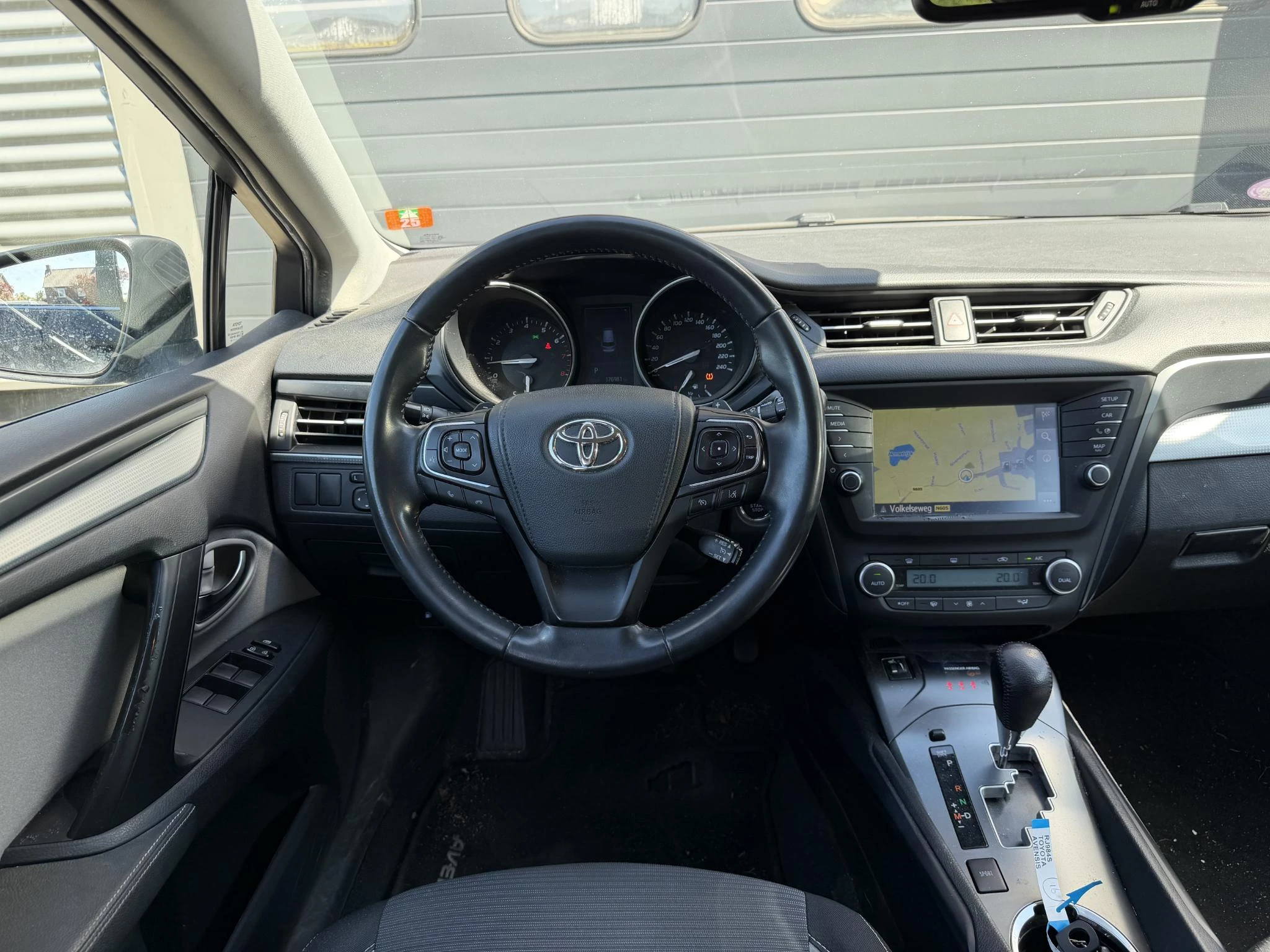 Hoofdafbeelding Toyota Avensis