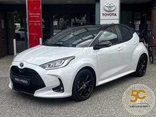 Toyota Yaris 1.5 Hybrid Executive HEAD-UP KEYLESS JBL-AUDIO STOEL/STUURVERWARMING PARK-SENSOREN LM-VELGEN 18" APPLE/ANDROID