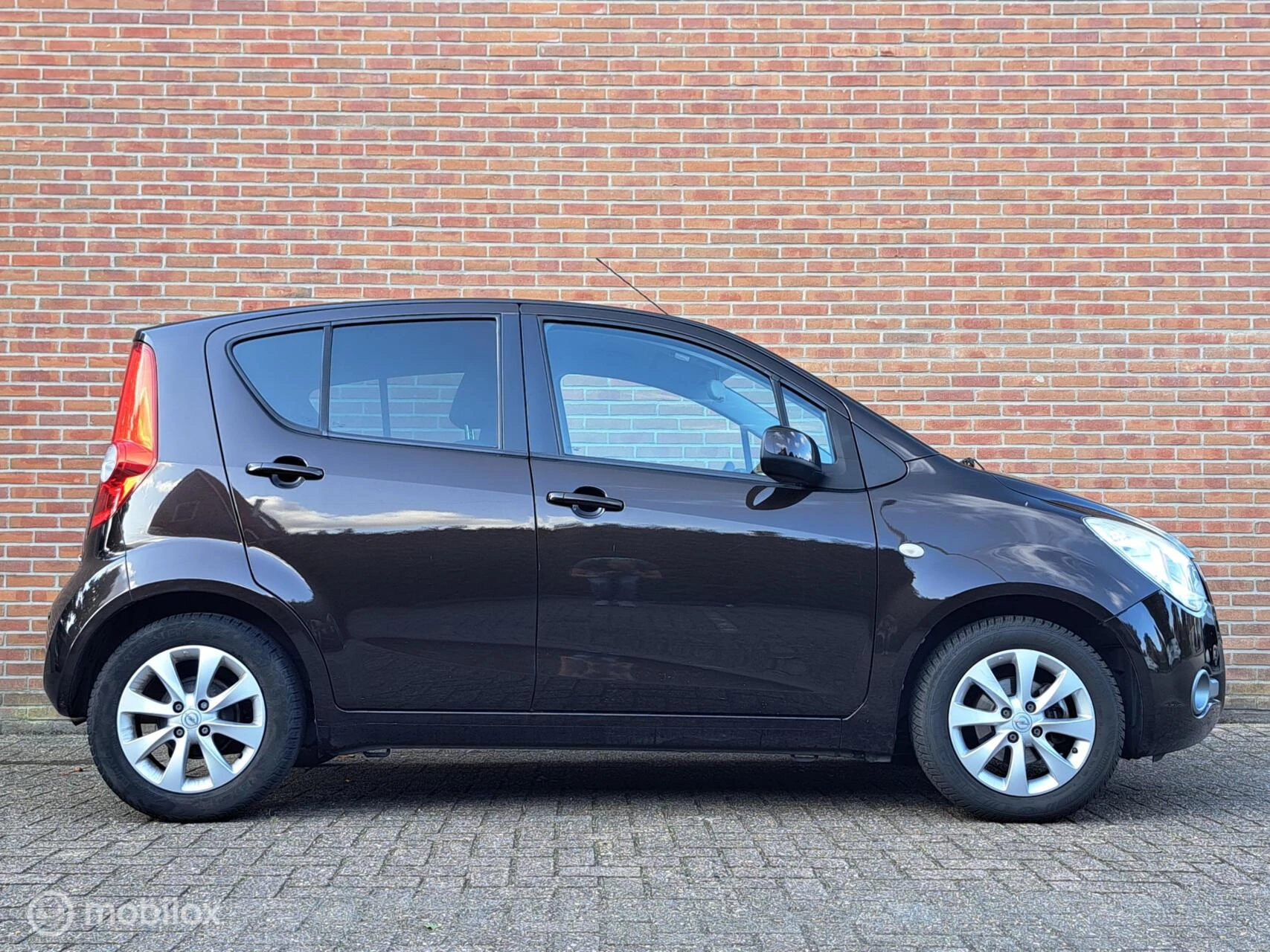 Hoofdafbeelding Opel Agila