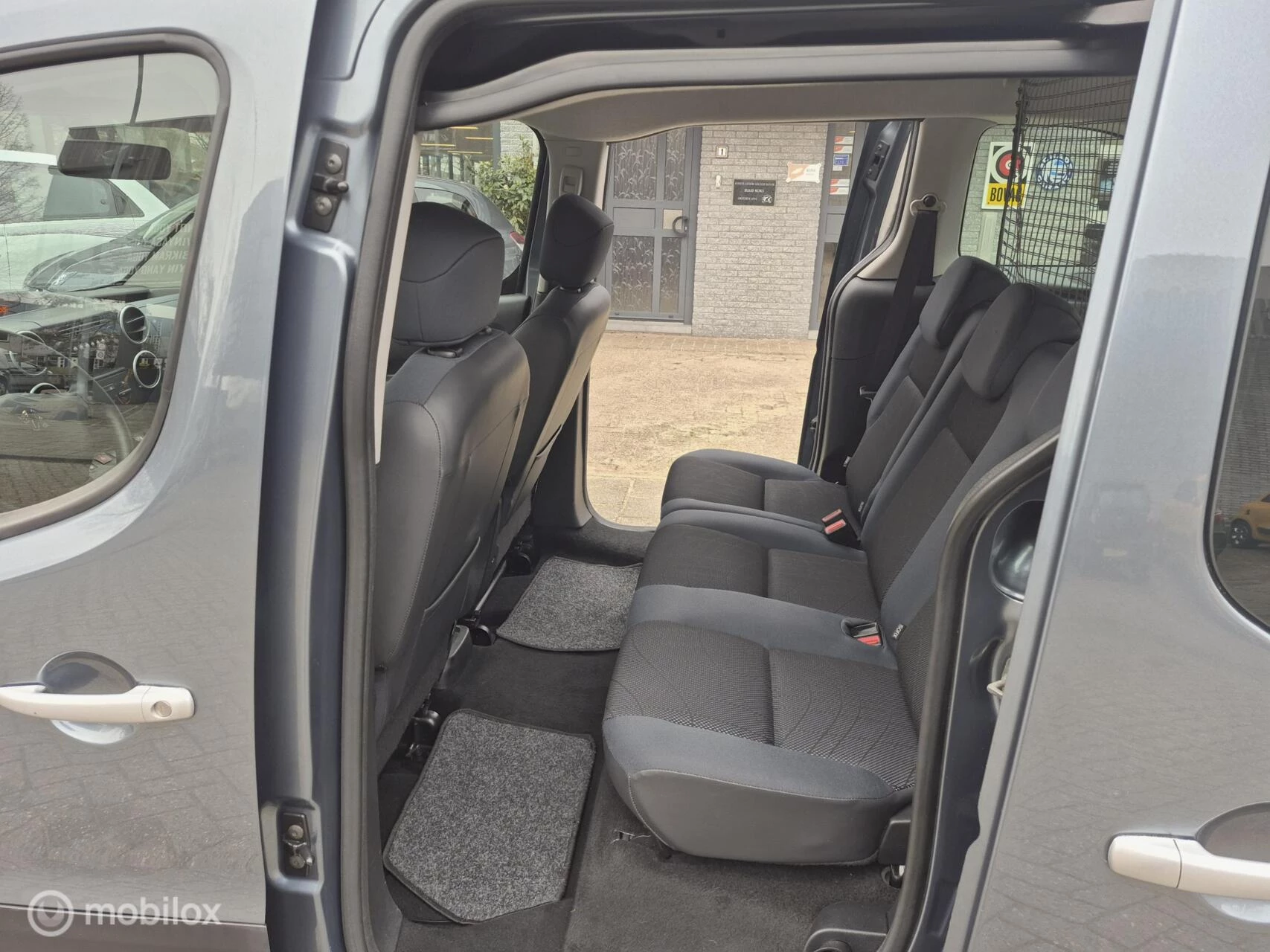 Hoofdafbeelding Peugeot Partner