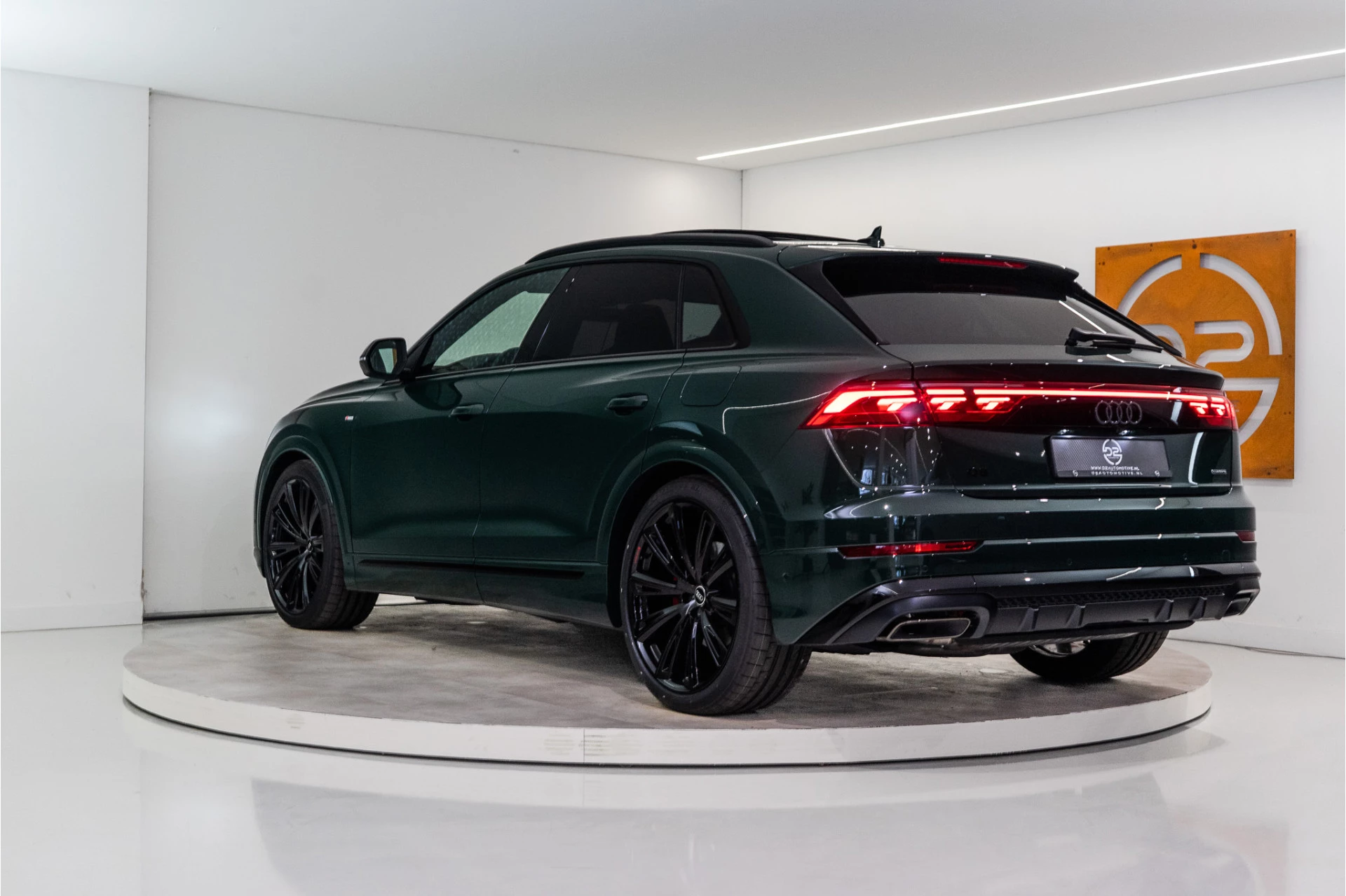 Hoofdafbeelding Audi Q8