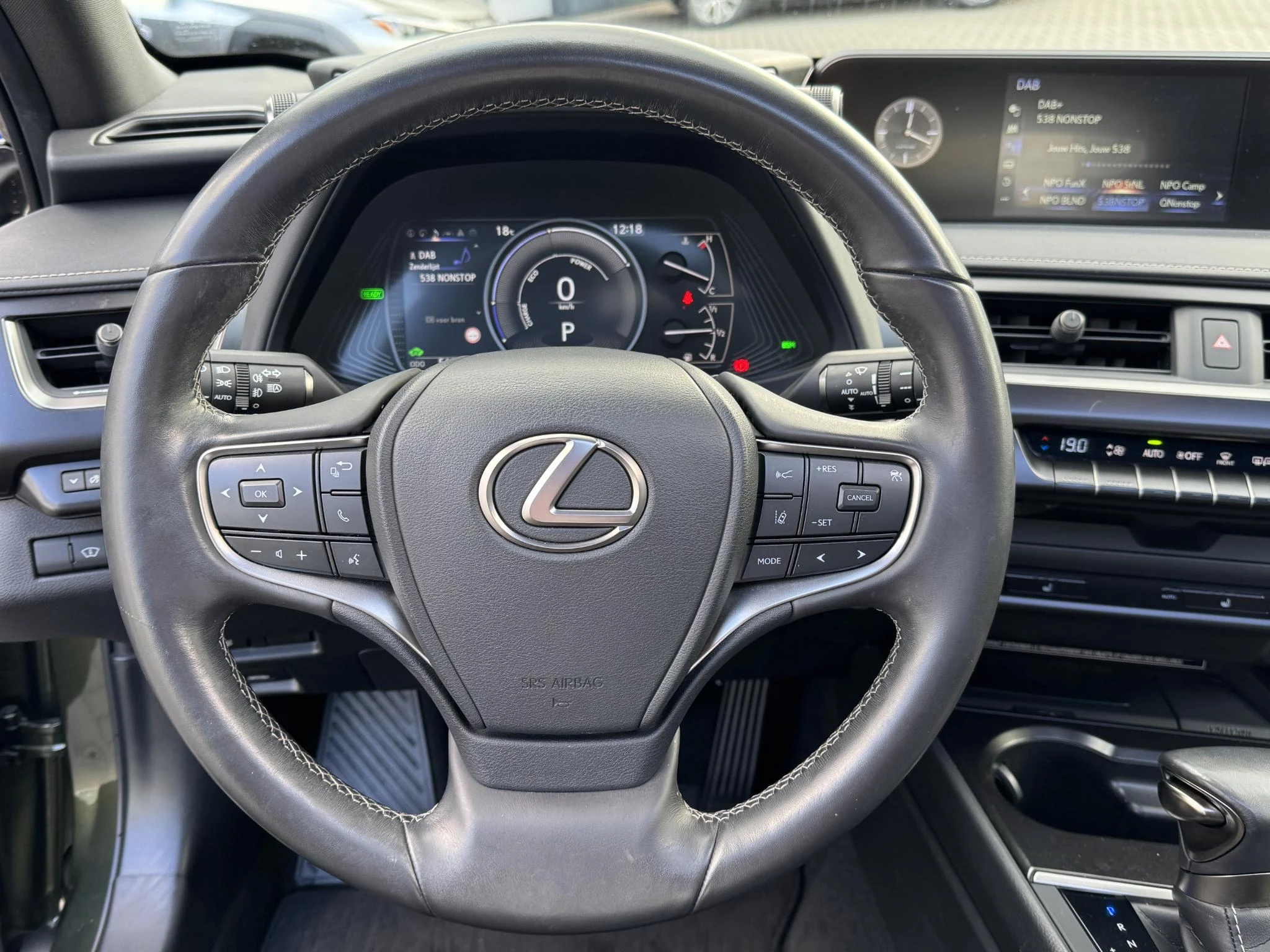 Hoofdafbeelding Lexus UX