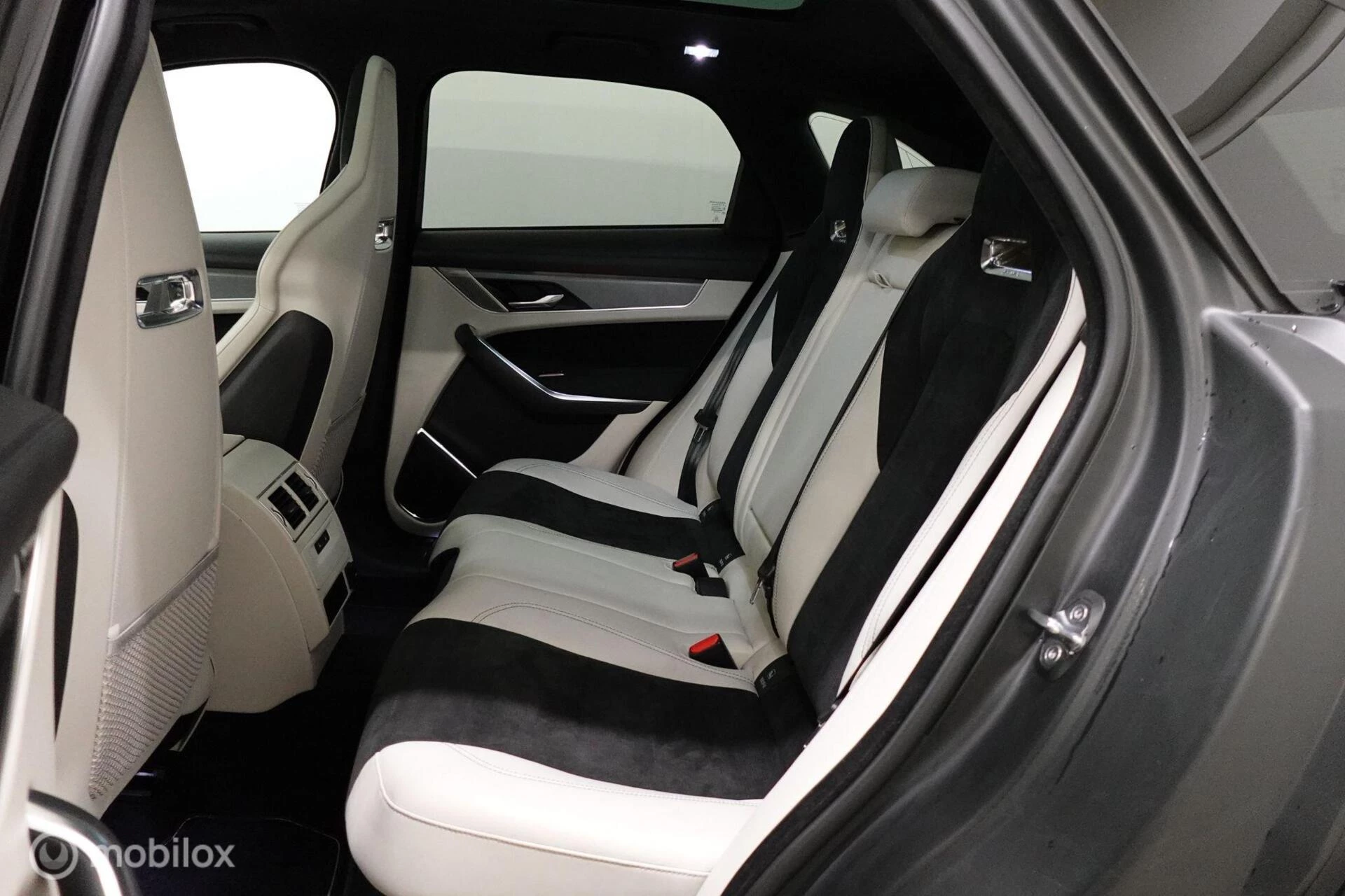 Hoofdafbeelding Jaguar F-PACE