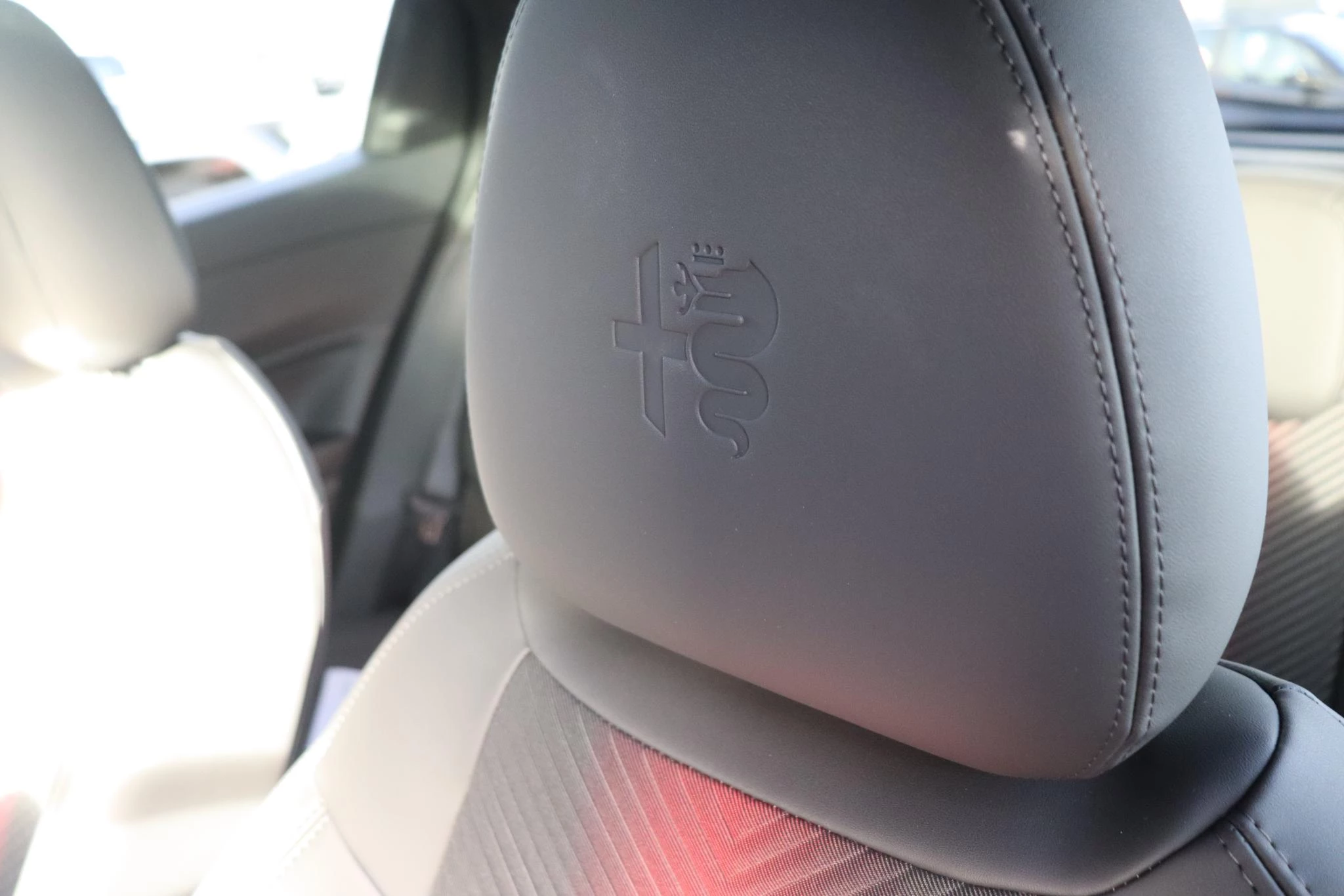 Hoofdafbeelding Alfa Romeo Junior