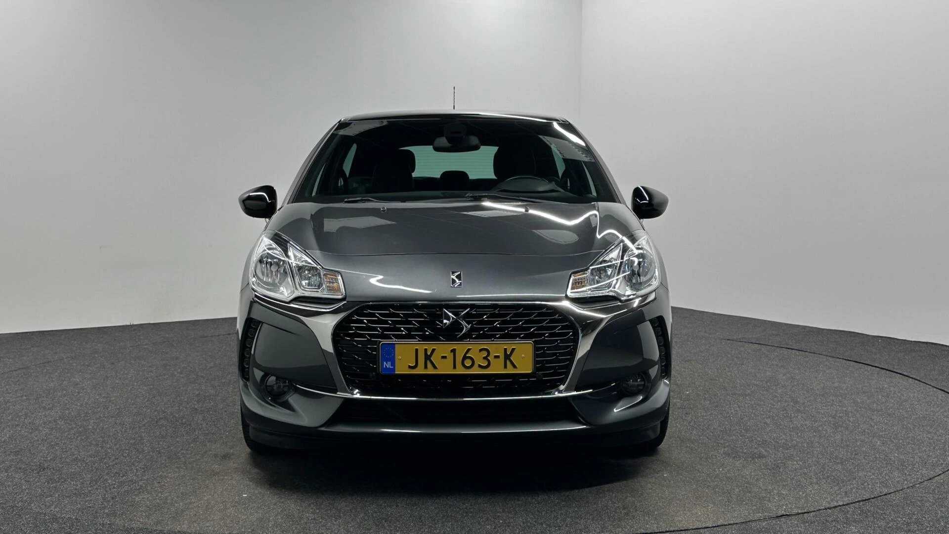 Hoofdafbeelding DS DS 3