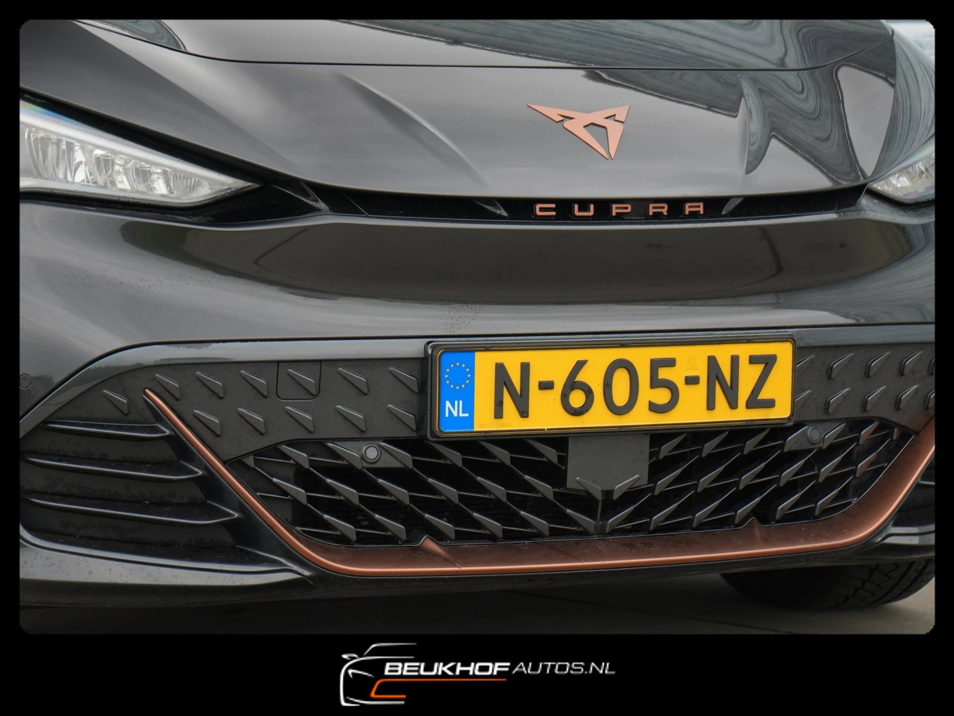 Hoofdafbeelding CUPRA Born