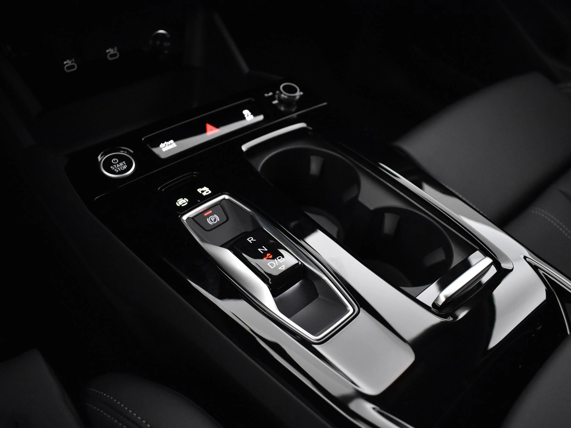 Hoofdafbeelding Audi Q6 e-tron