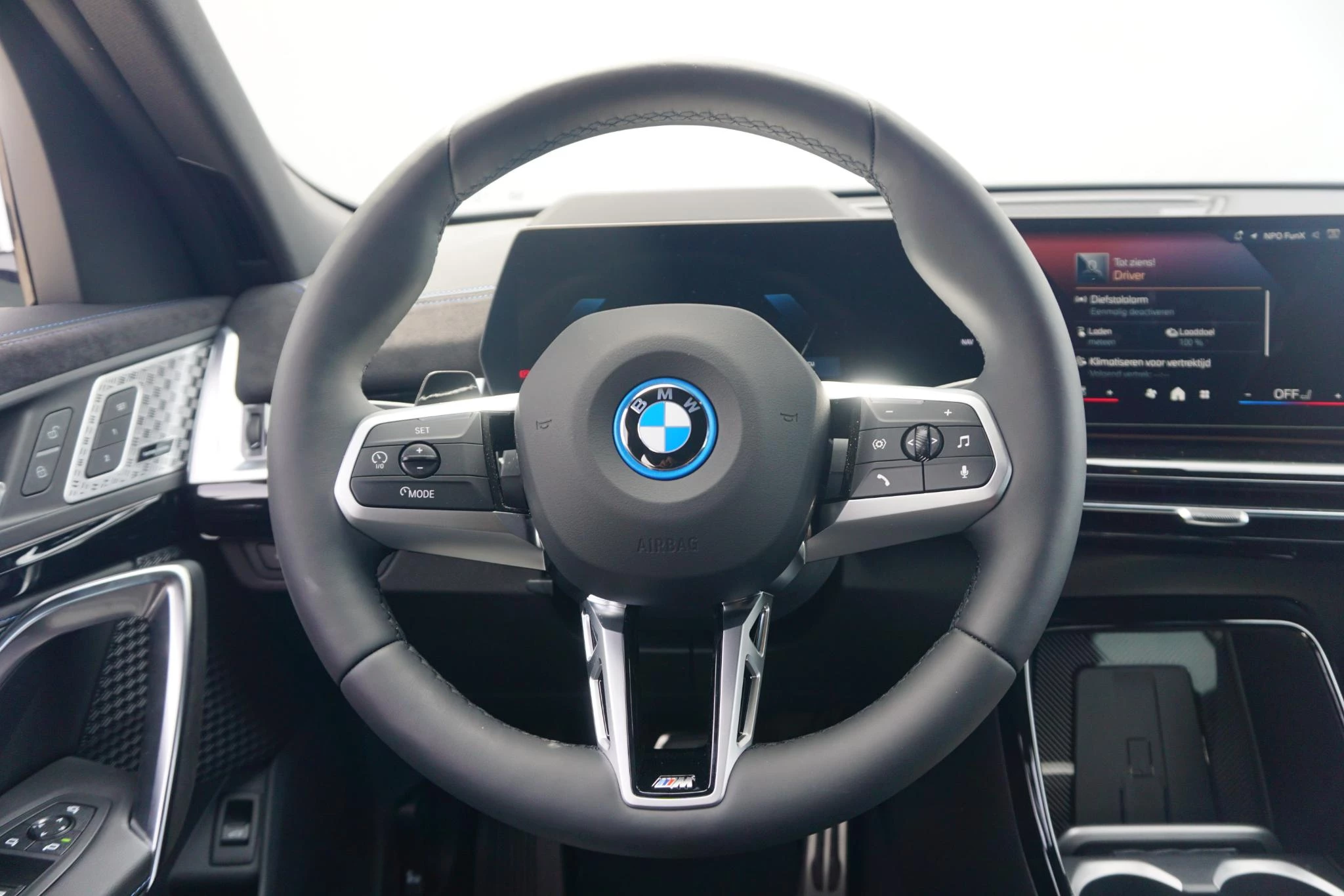 Hoofdafbeelding BMW iX2