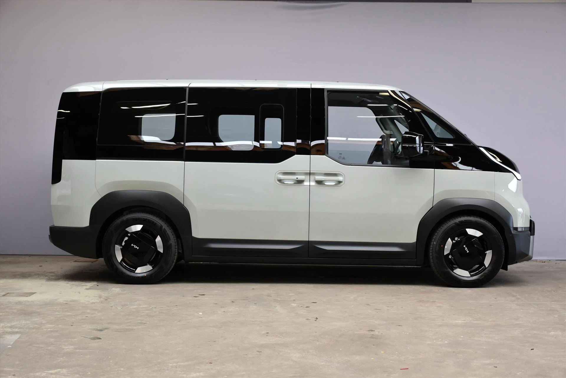 Hoofdafbeelding Kia PV5