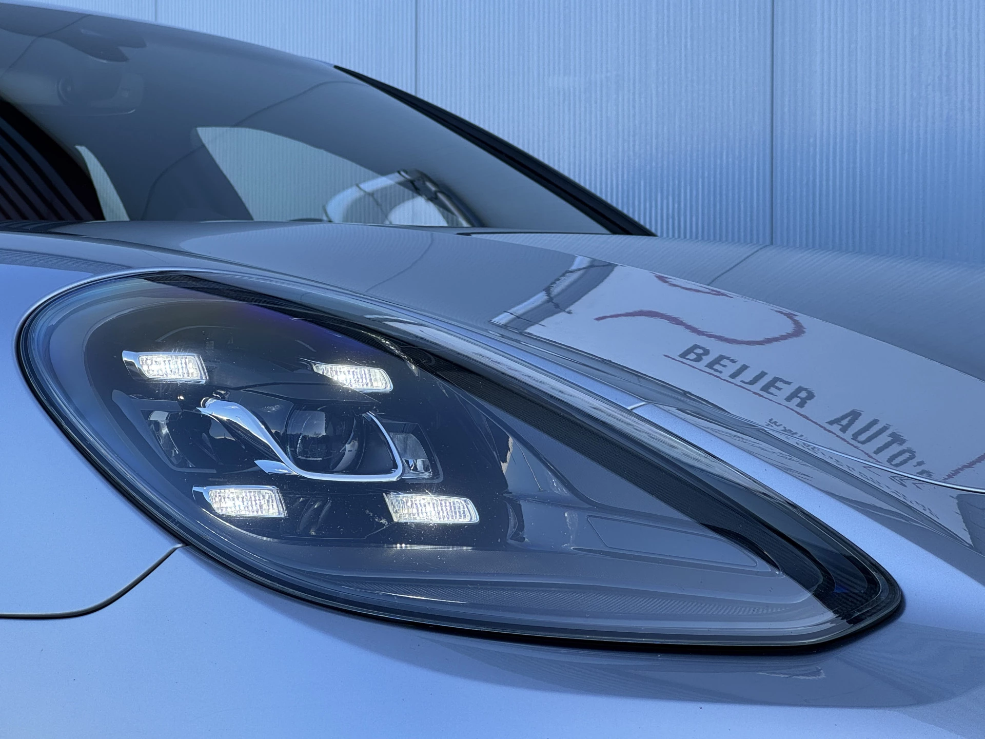 Hoofdafbeelding Porsche Panamera