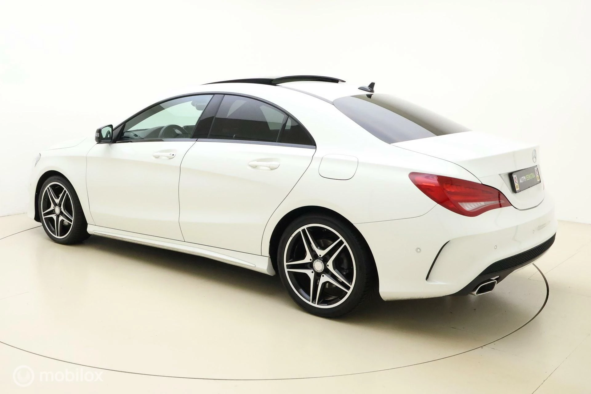 Hoofdafbeelding Mercedes-Benz CLA