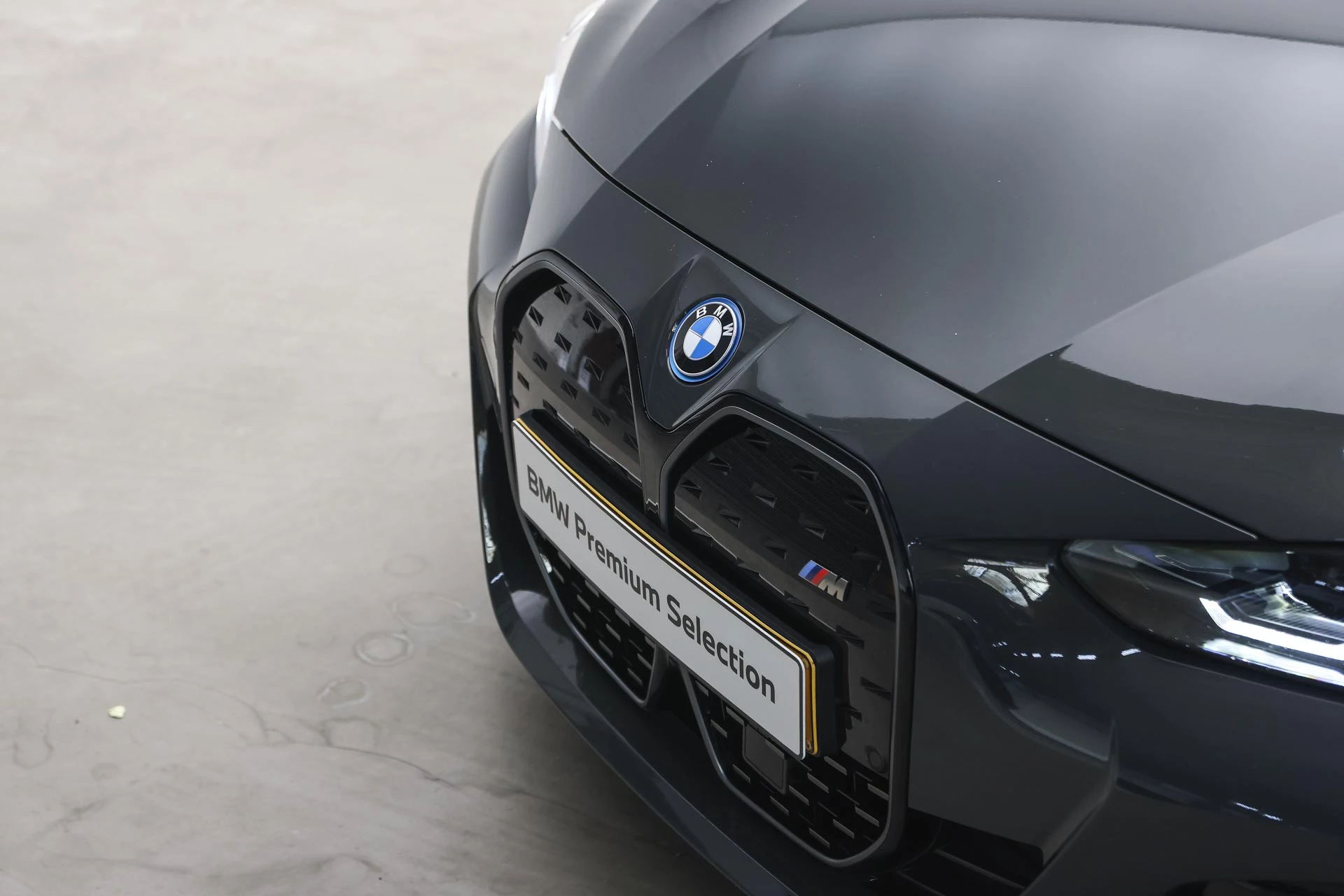 Hoofdafbeelding BMW i4