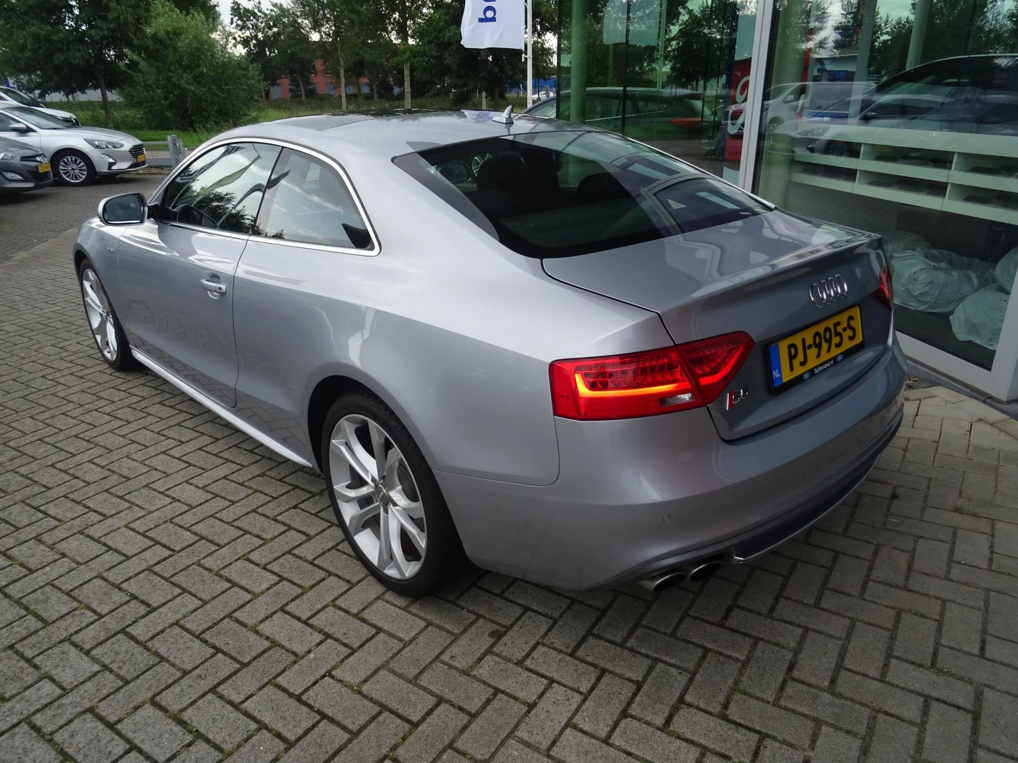 Hoofdafbeelding Audi S5