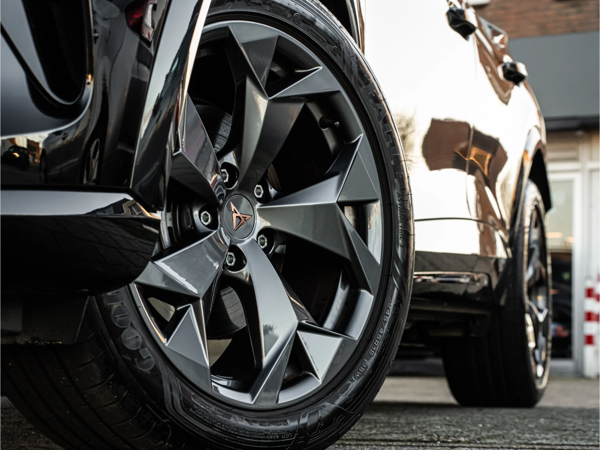 Hoofdafbeelding CUPRA Formentor