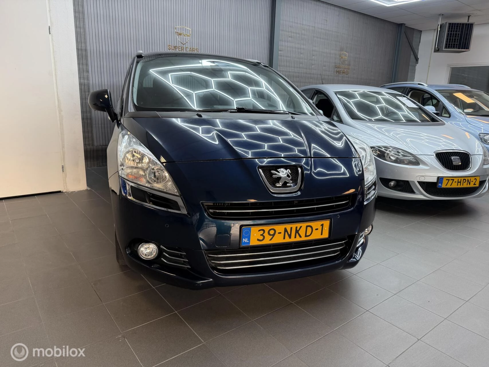 Hoofdafbeelding Peugeot 5008