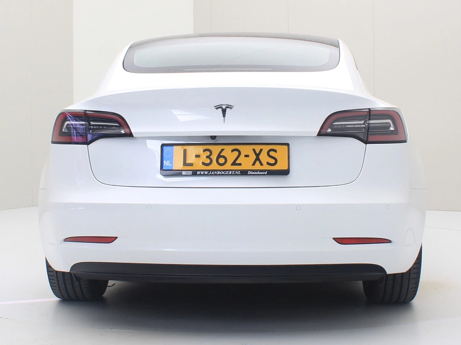 Hoofdafbeelding Tesla Model 3