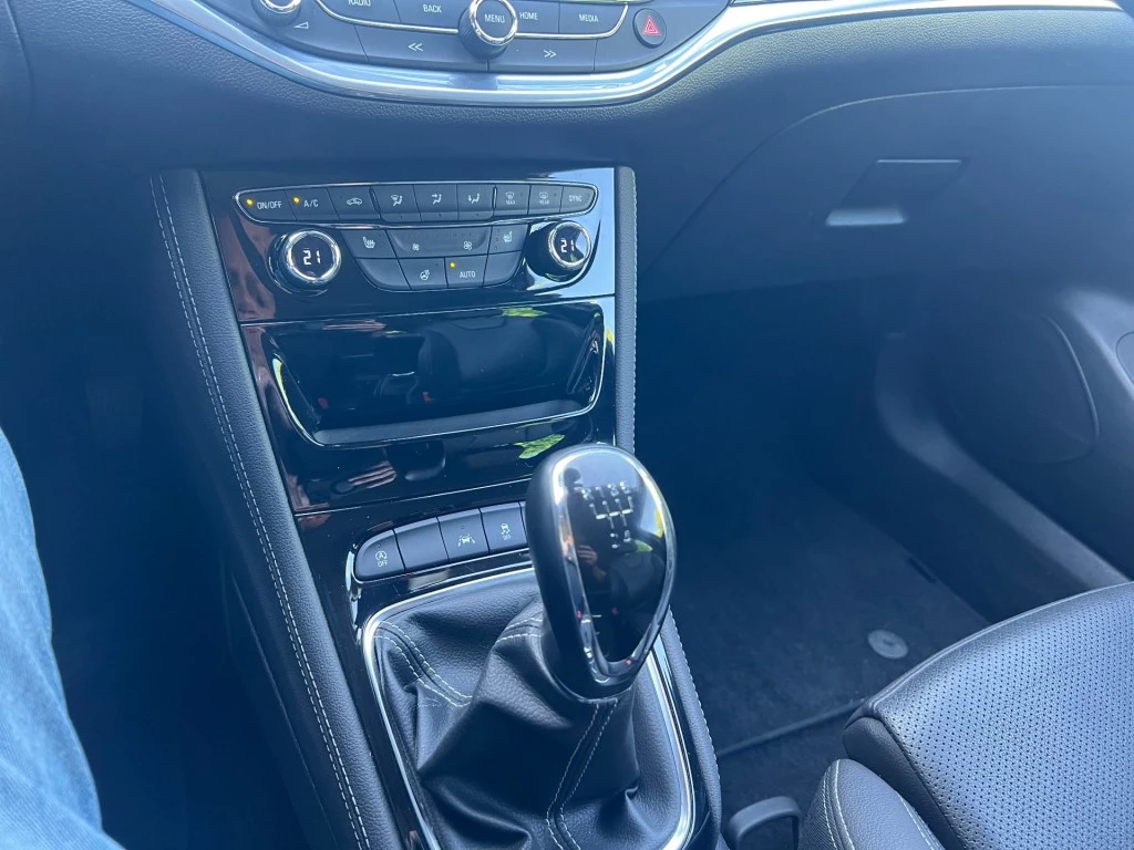 Hoofdafbeelding Opel Astra