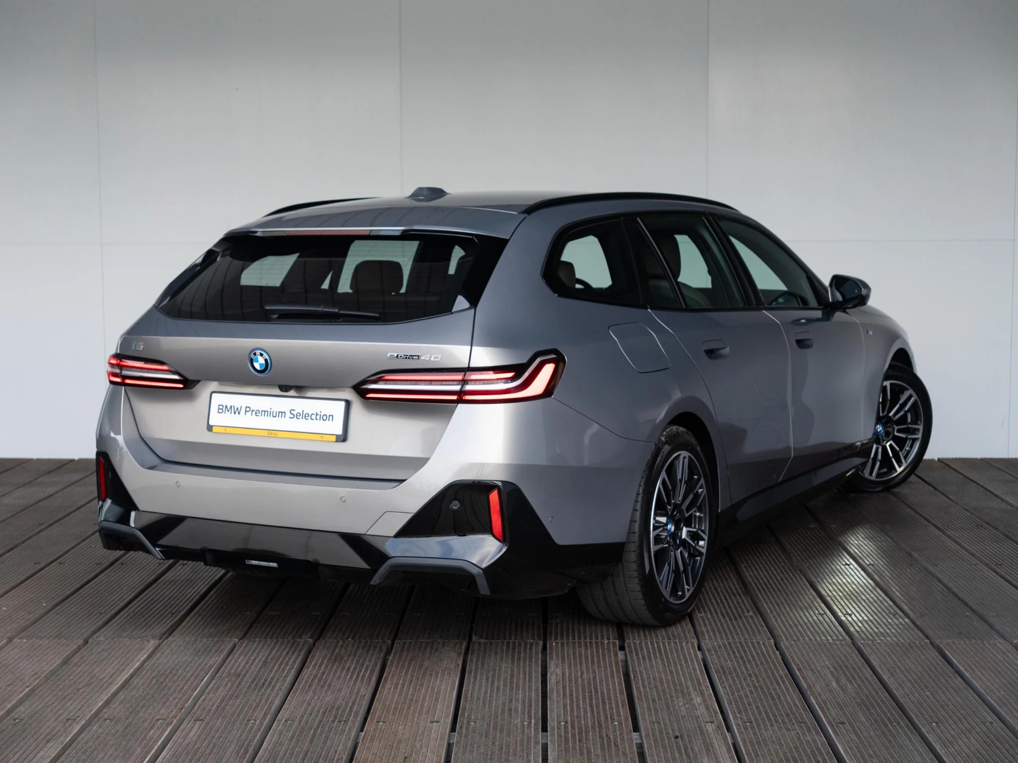 Hoofdafbeelding BMW i5