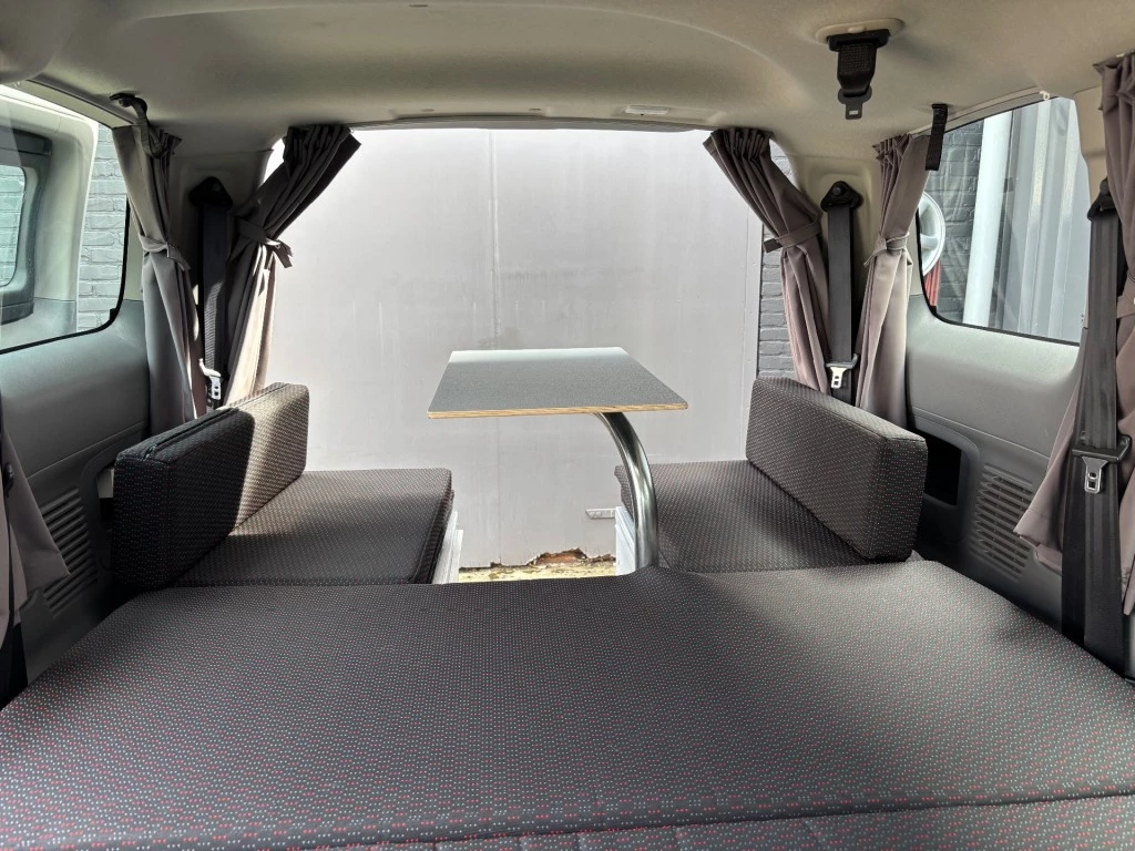 Hoofdafbeelding Nissan NV200