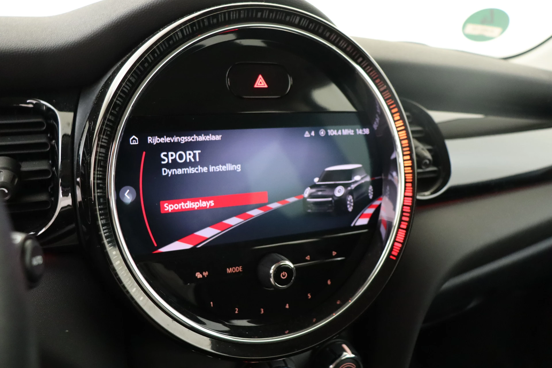 Hoofdafbeelding MINI One