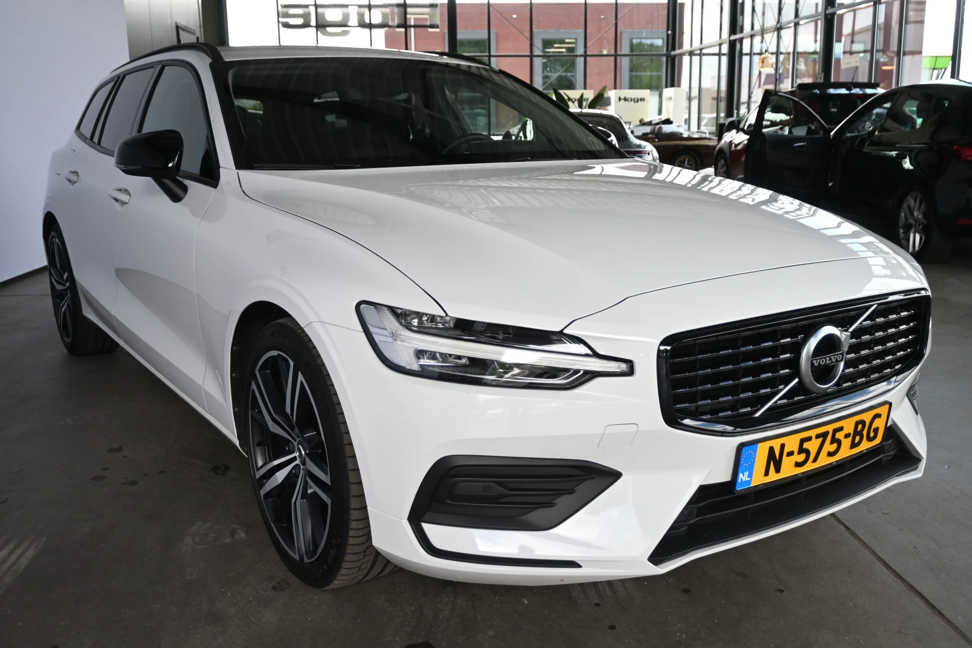 Hoofdafbeelding Volvo V60