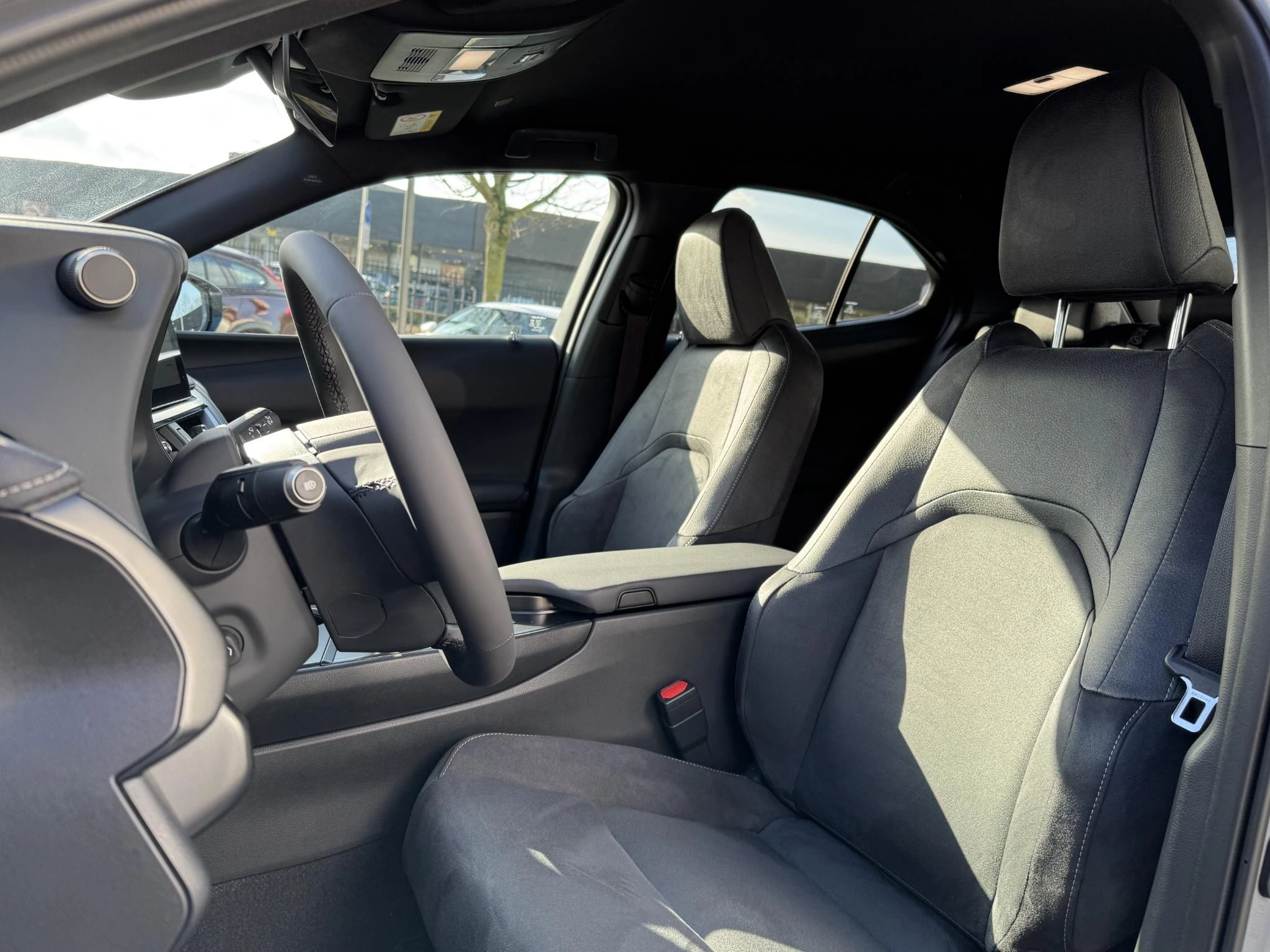 Hoofdafbeelding Lexus UX