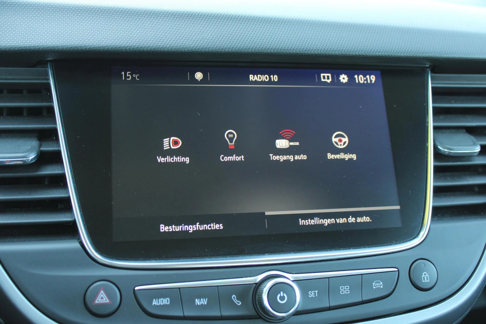 Hoofdafbeelding Opel Crossland X